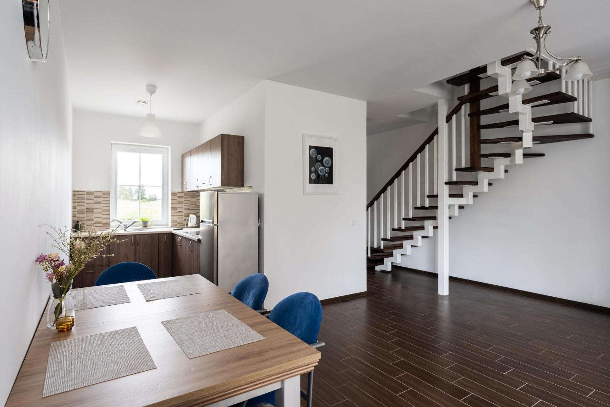Three-Bedroom House - Photo 7