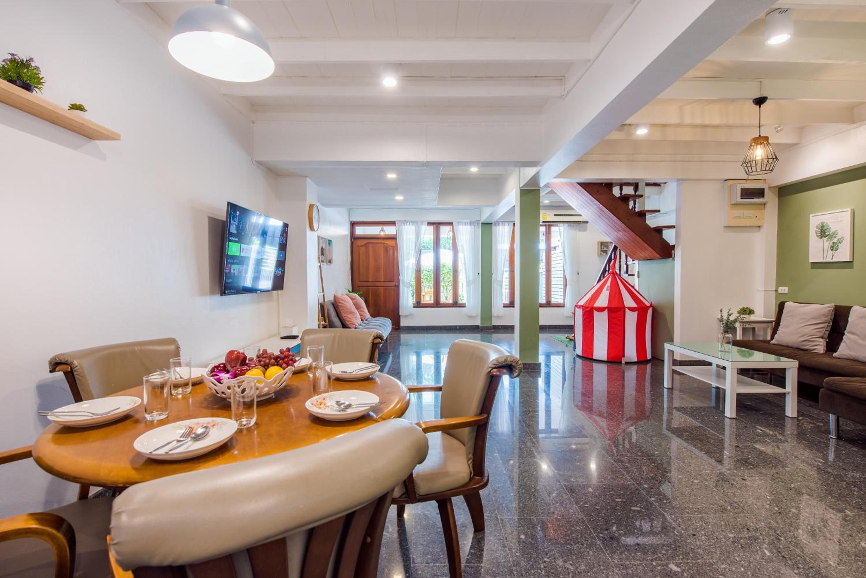 Three-Bedroom House - Photo 44