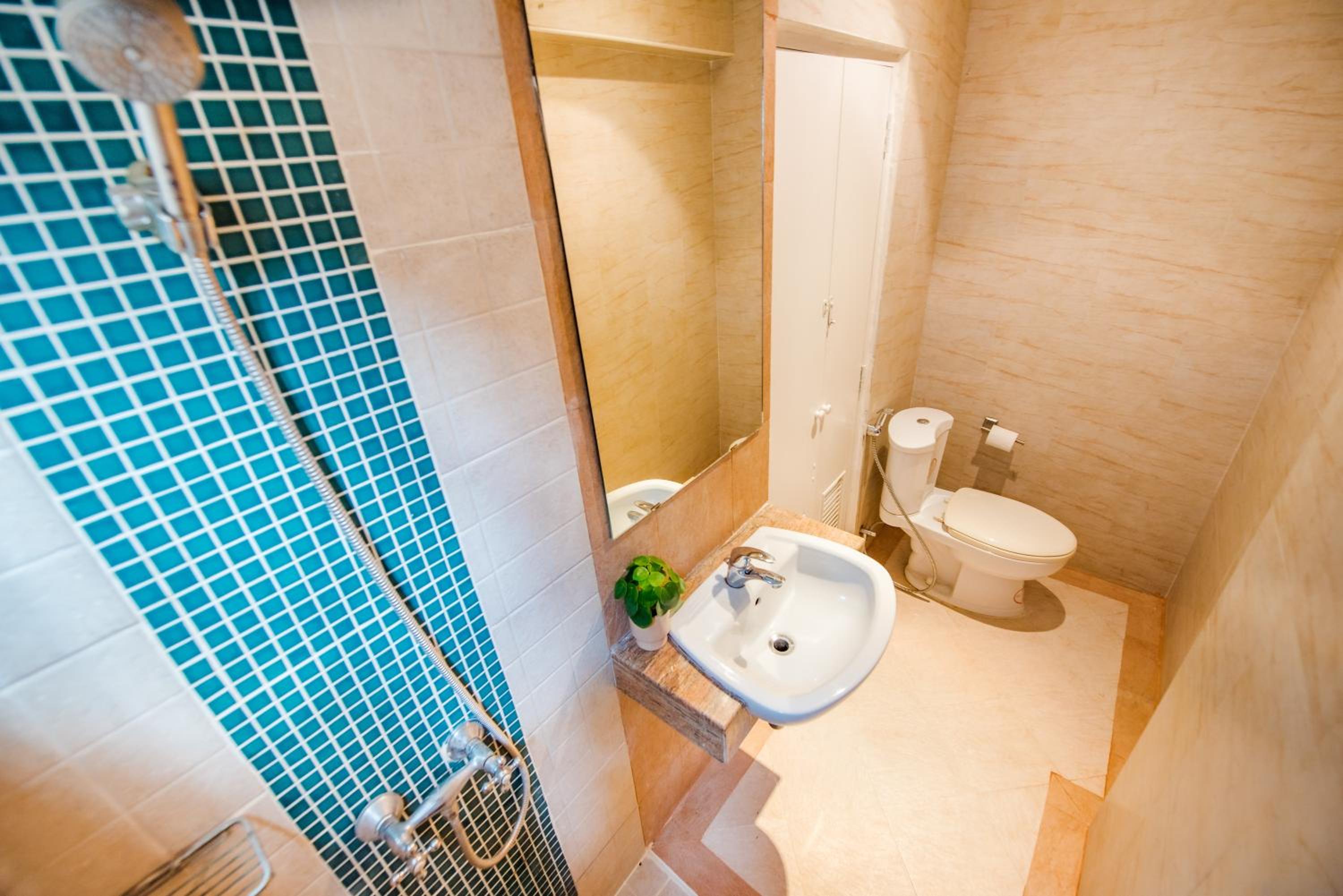 Three-Bedroom House - Photo 41