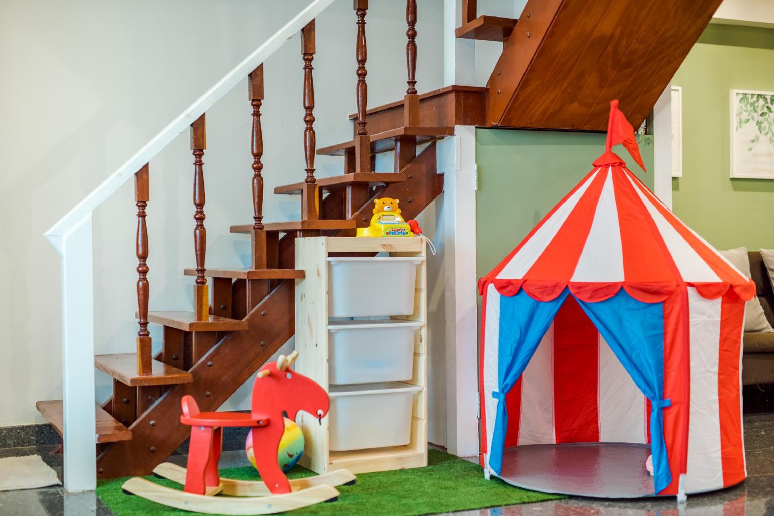 Three-Bedroom House - Photo 36