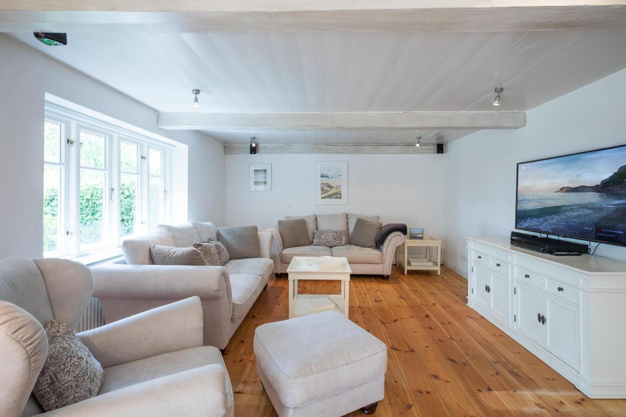 Holiday Home photo 1