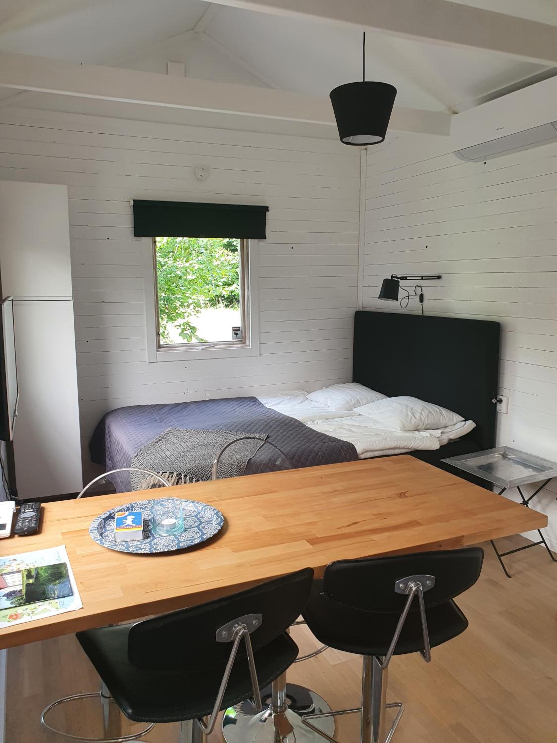 One-Bedroom House photo 2