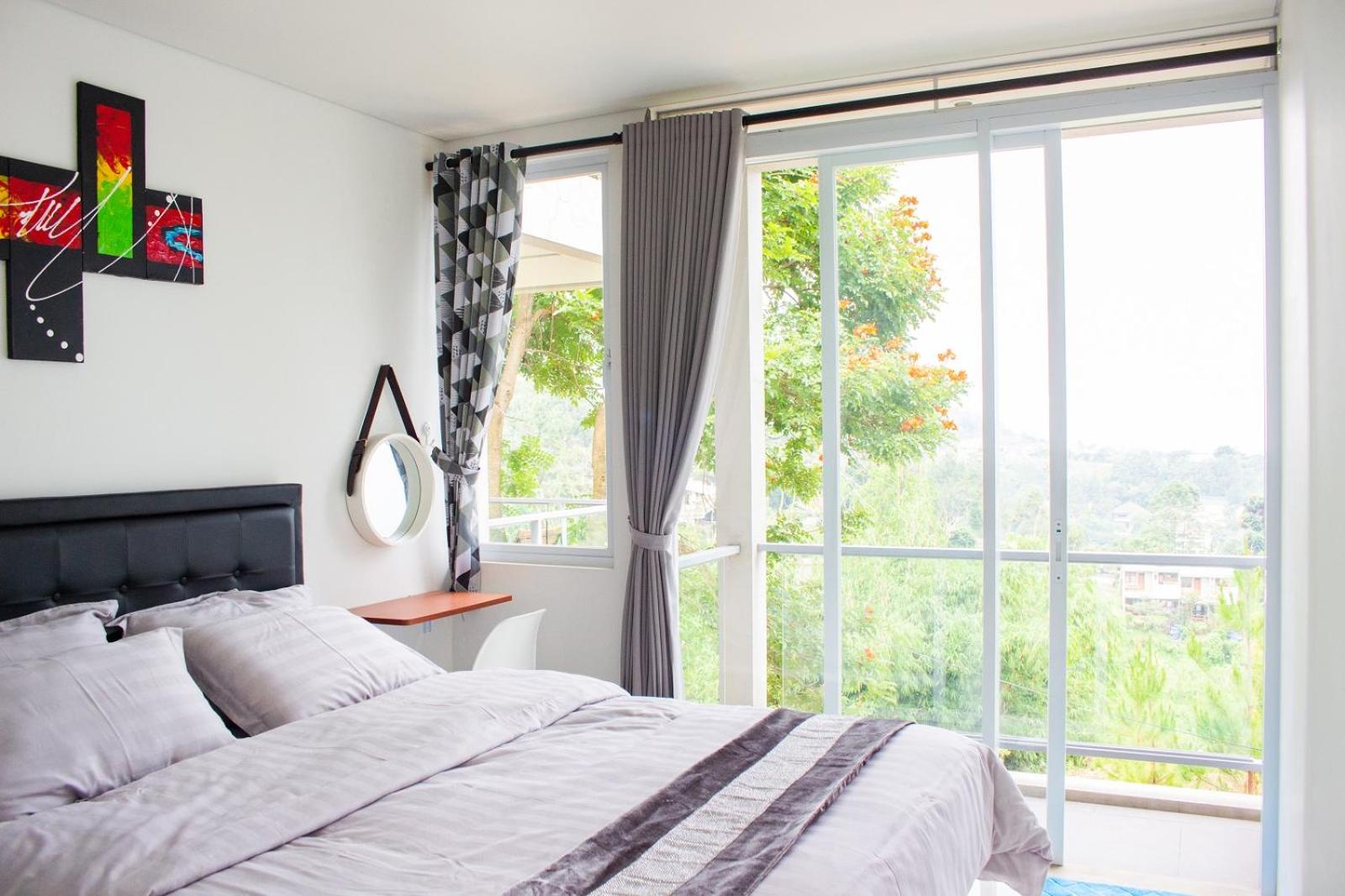 Three-Bedroom Villa - Photo 14