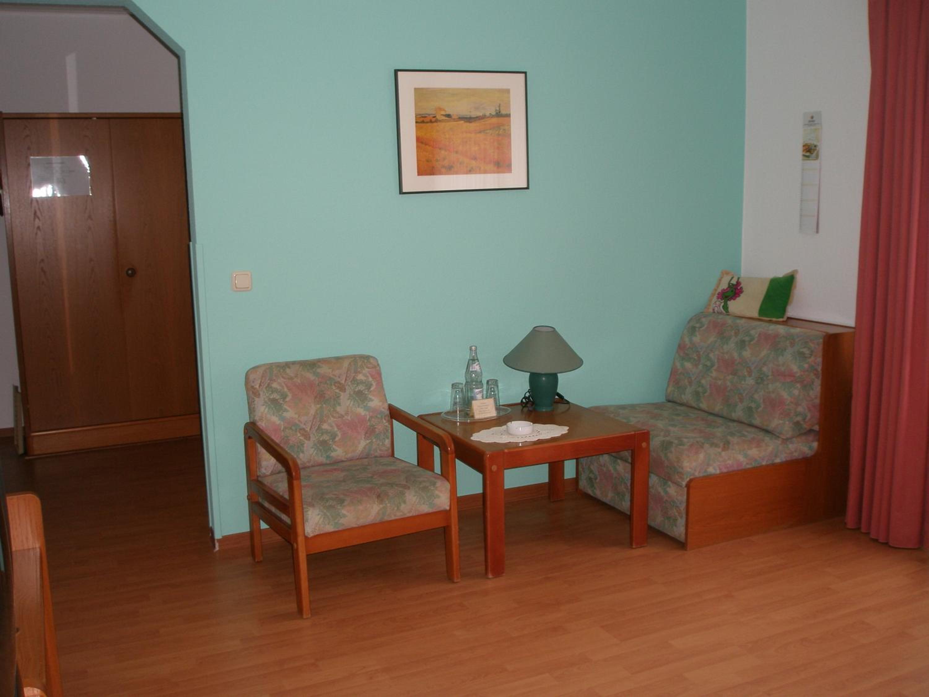 Double Room (1 Adult)