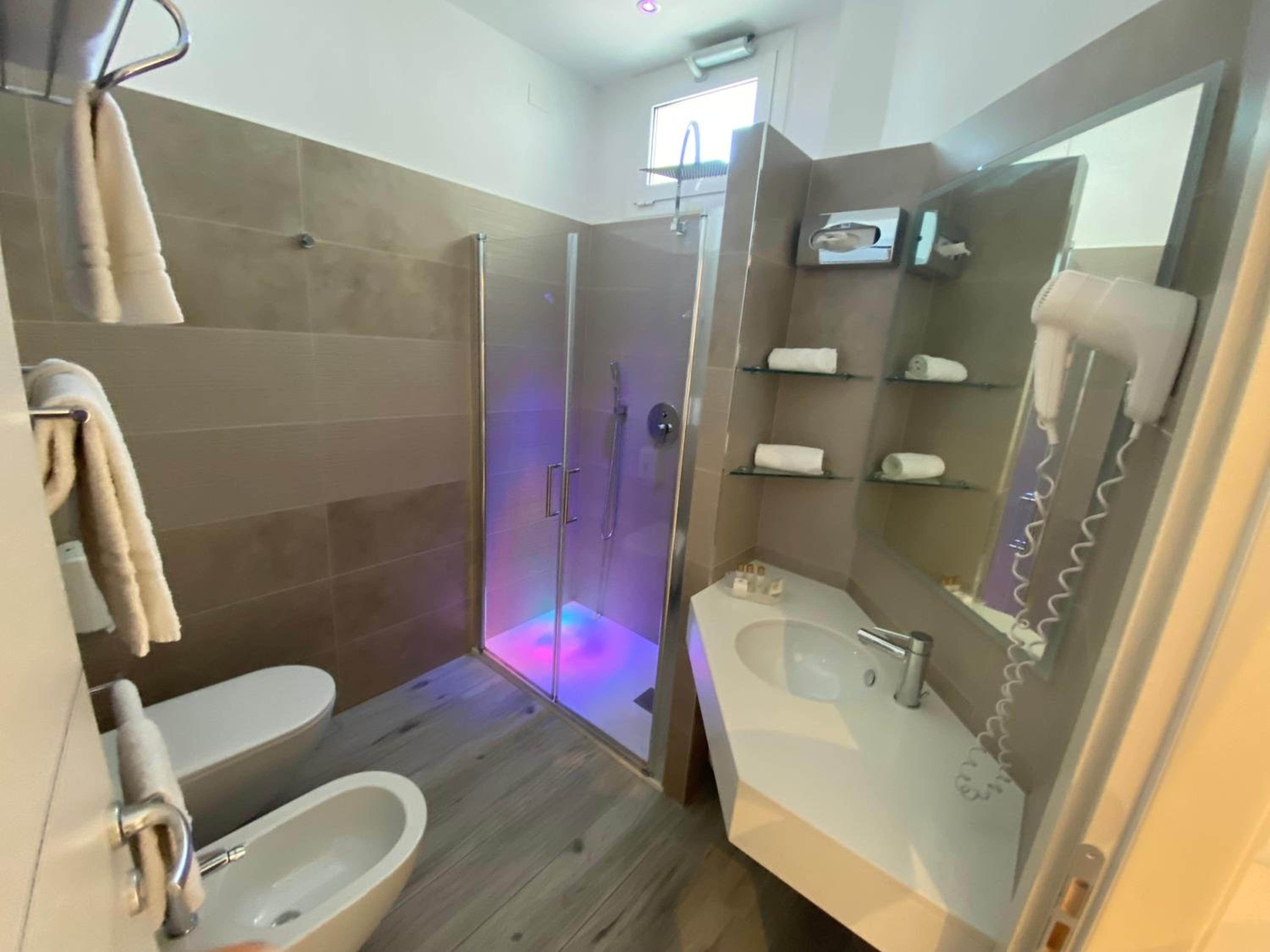 Junior Suite - Photo 3