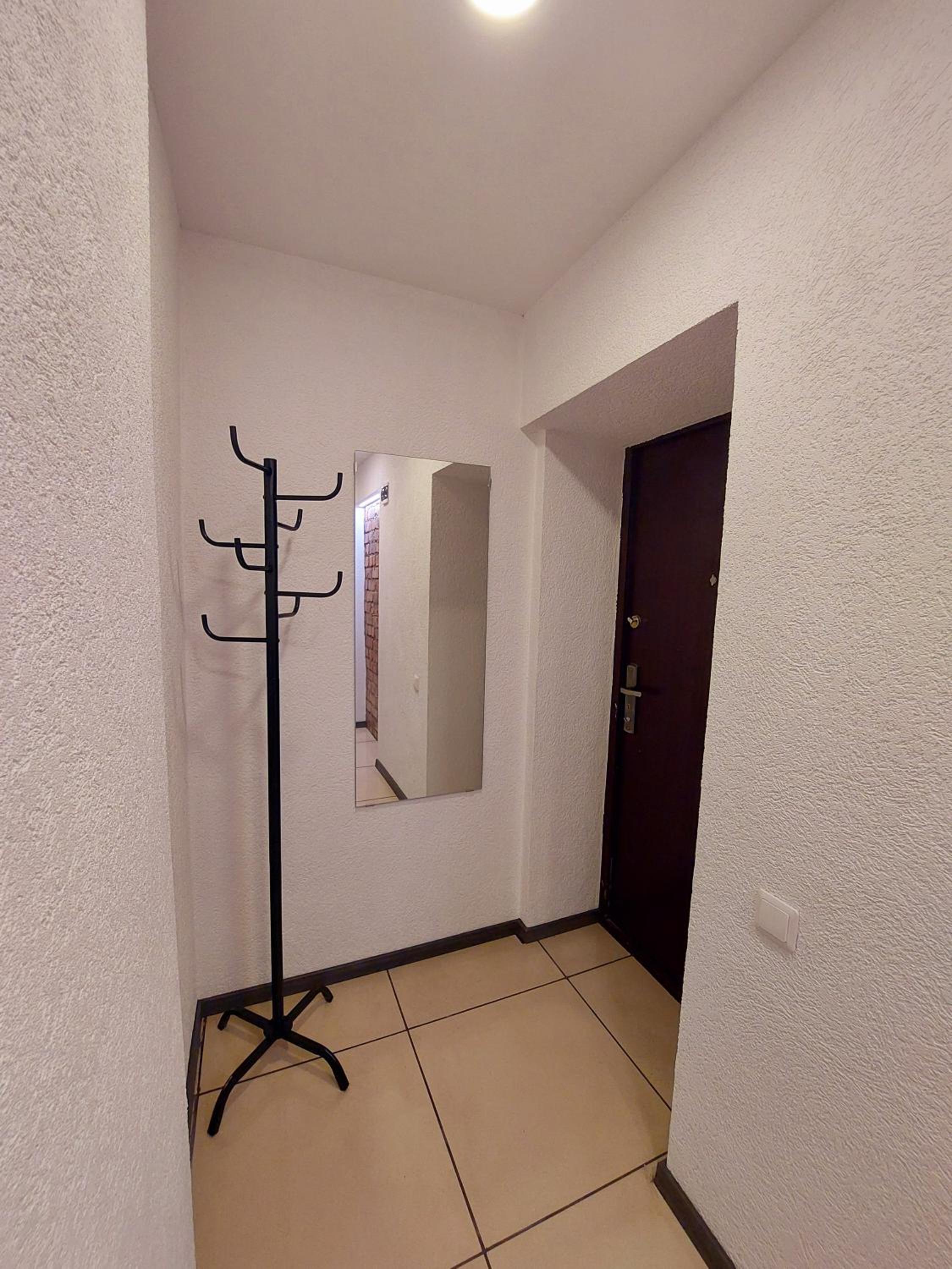 One-Bedroom Apartment - Photo 14