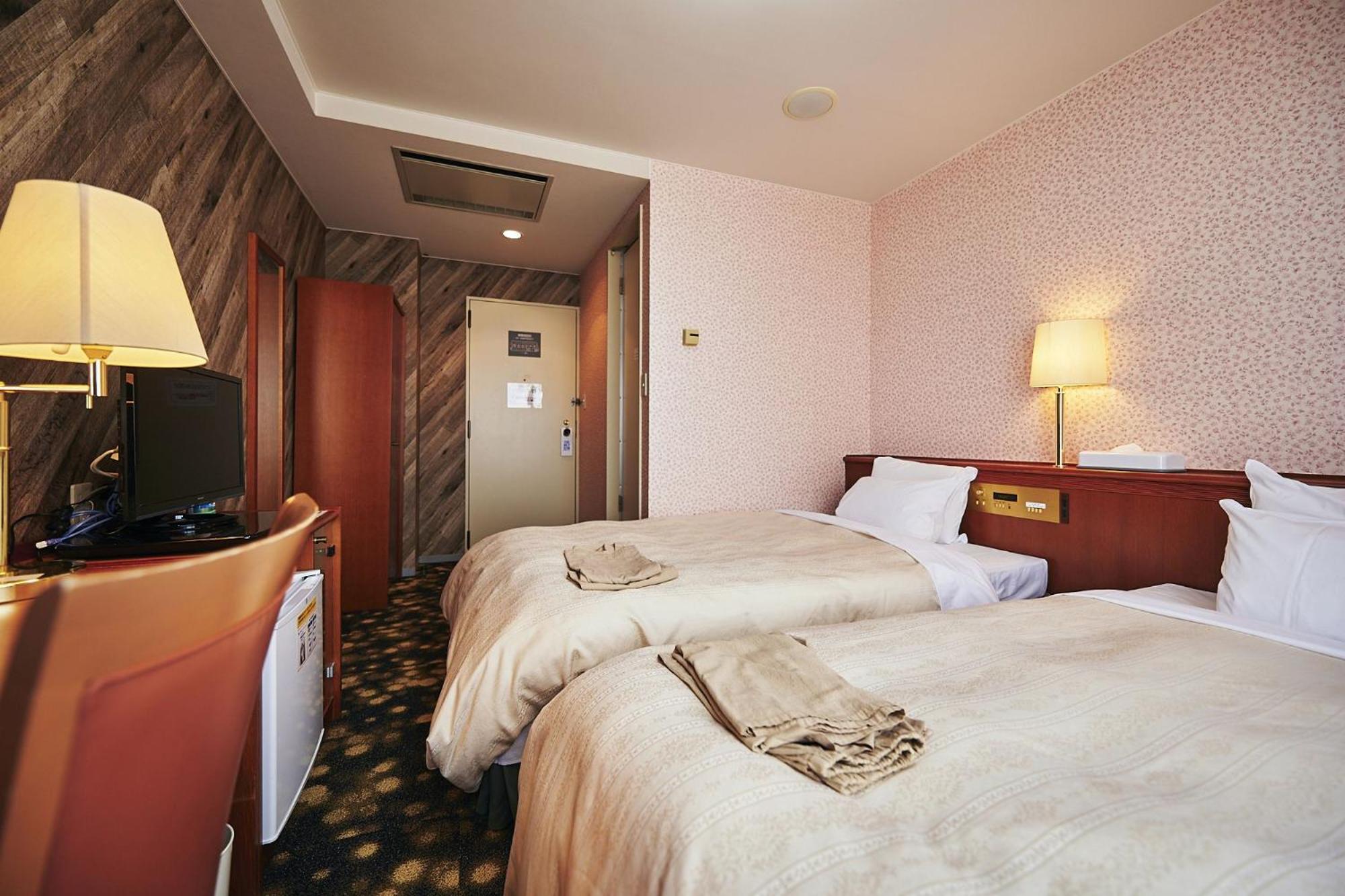 Standard Twin Room - Non-Smoking - Photo 3