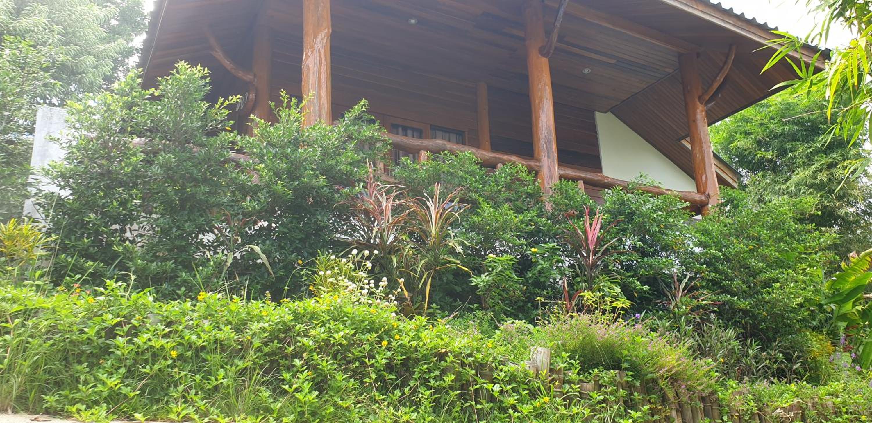 Bungalow with Sea View - Photo 13