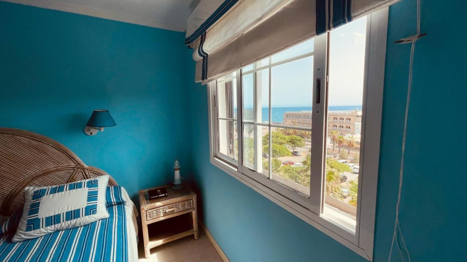 Apartment with Balcony photo 2