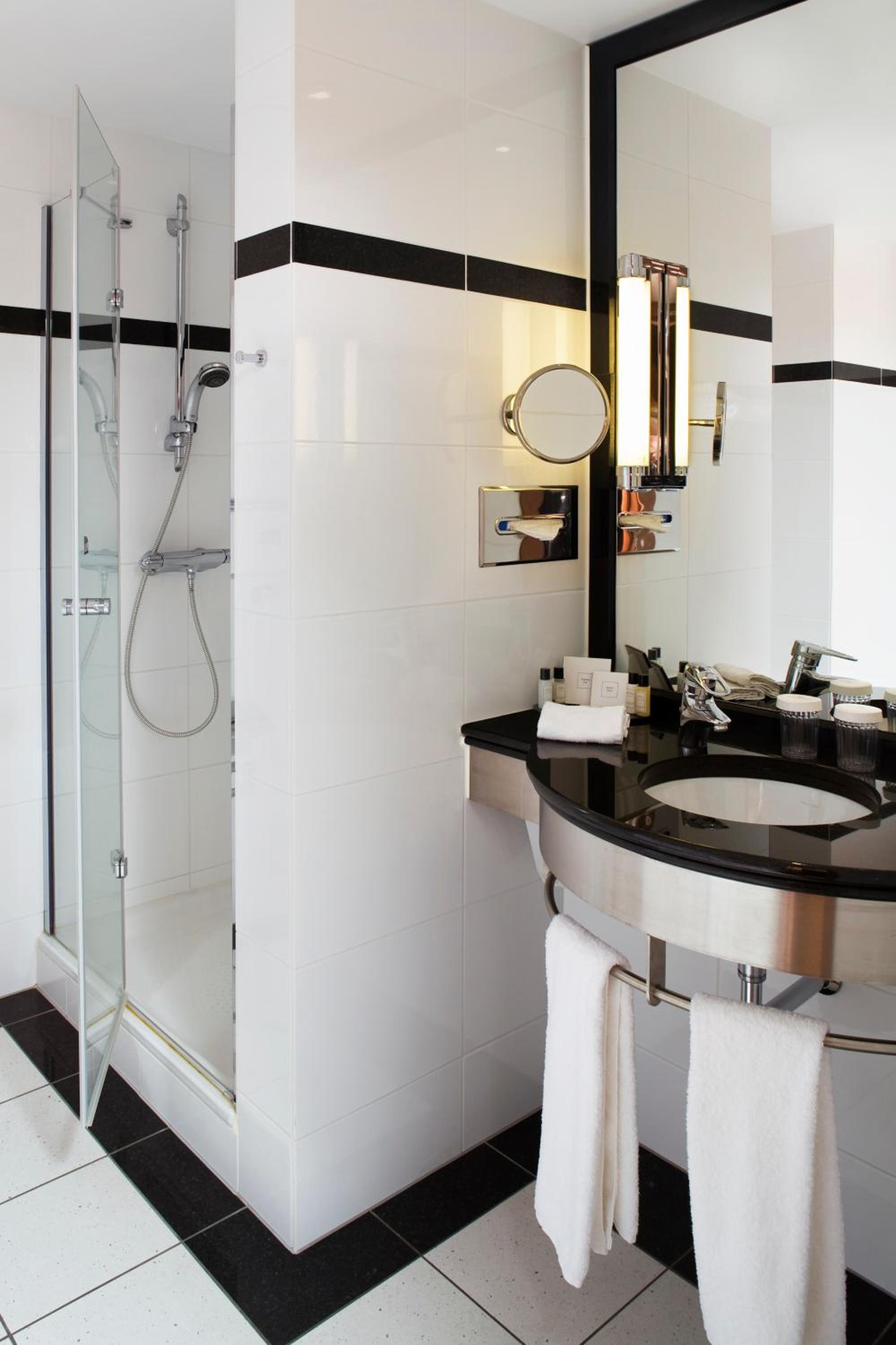 Standard Room - Photo 4