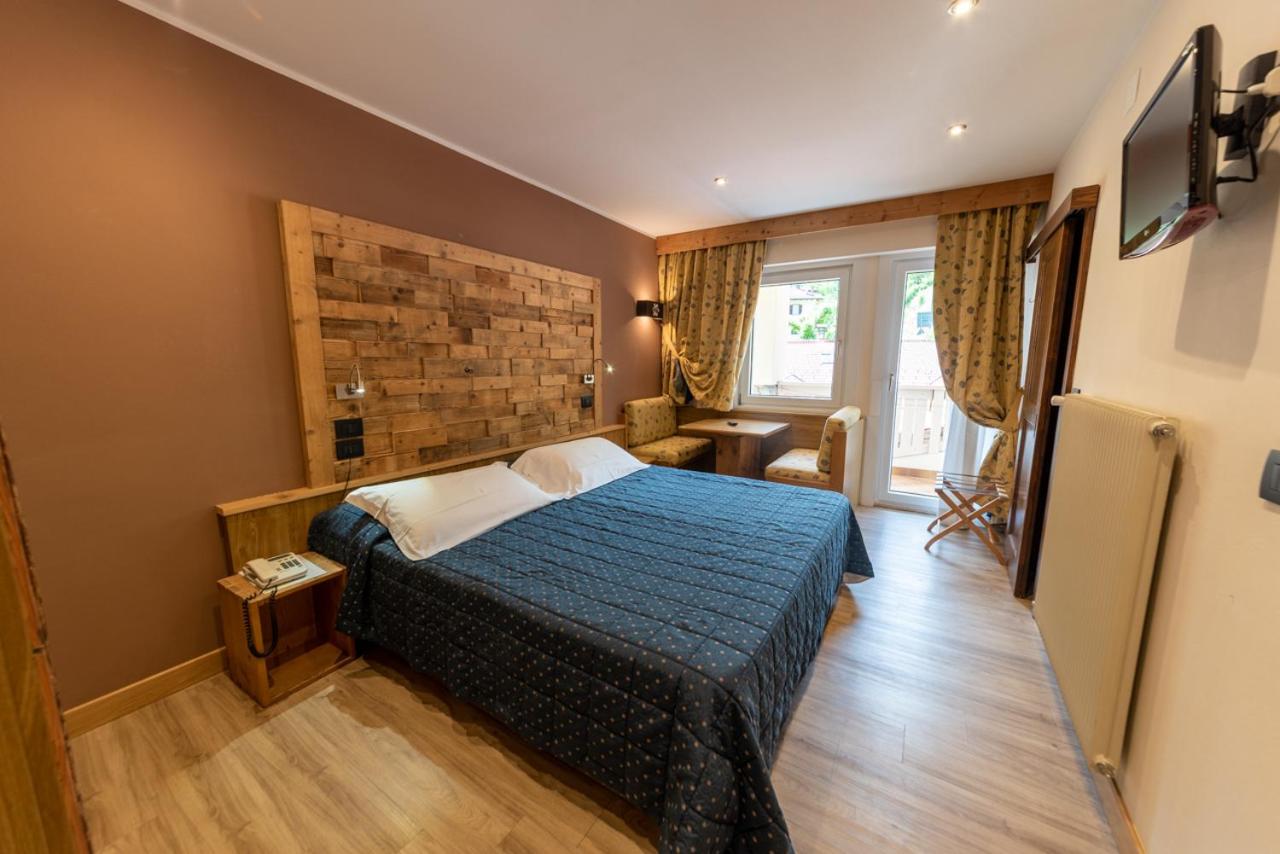 Double or Twin Room with Balcony
