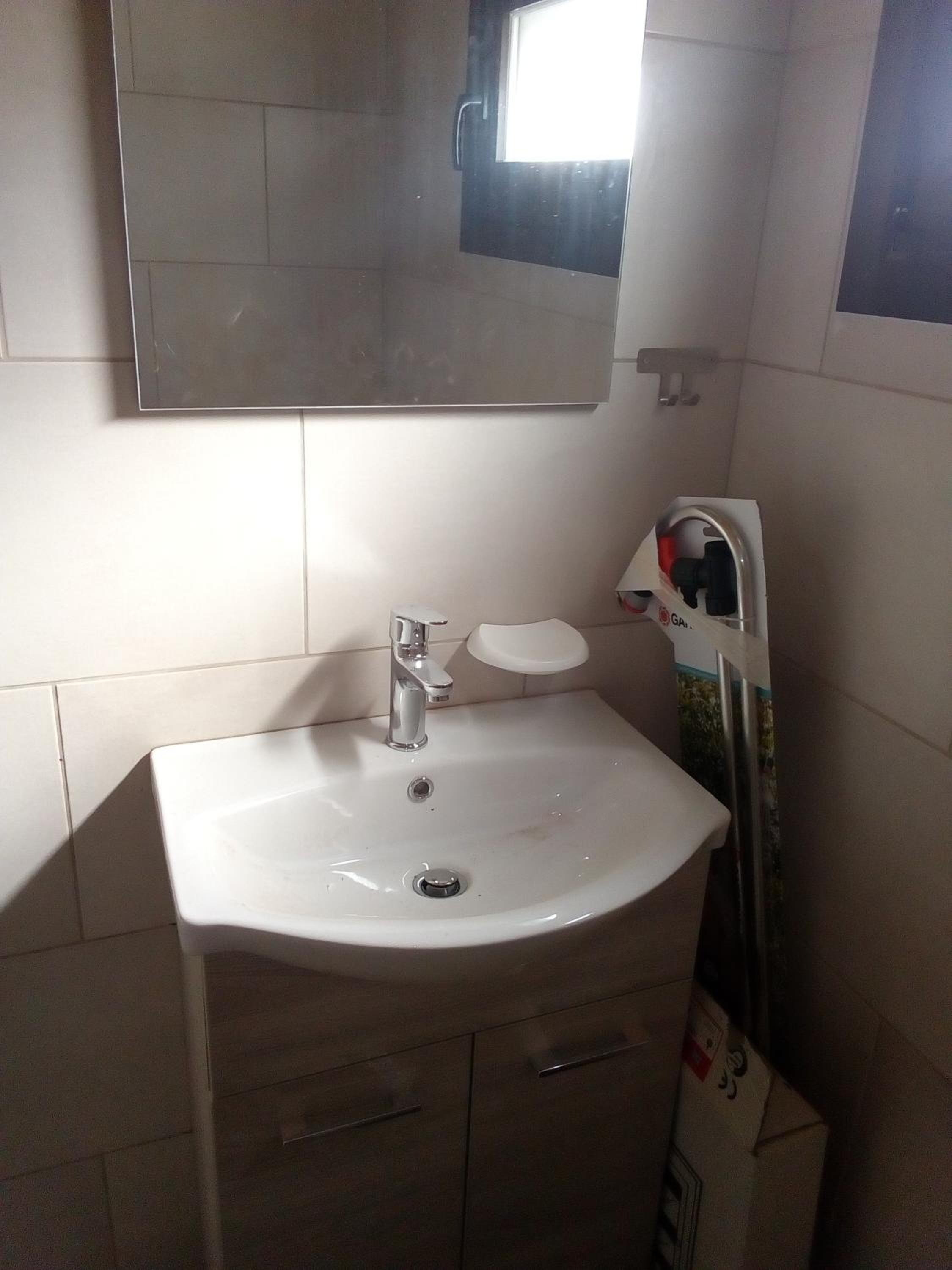 One-Bedroom House - Photo 22