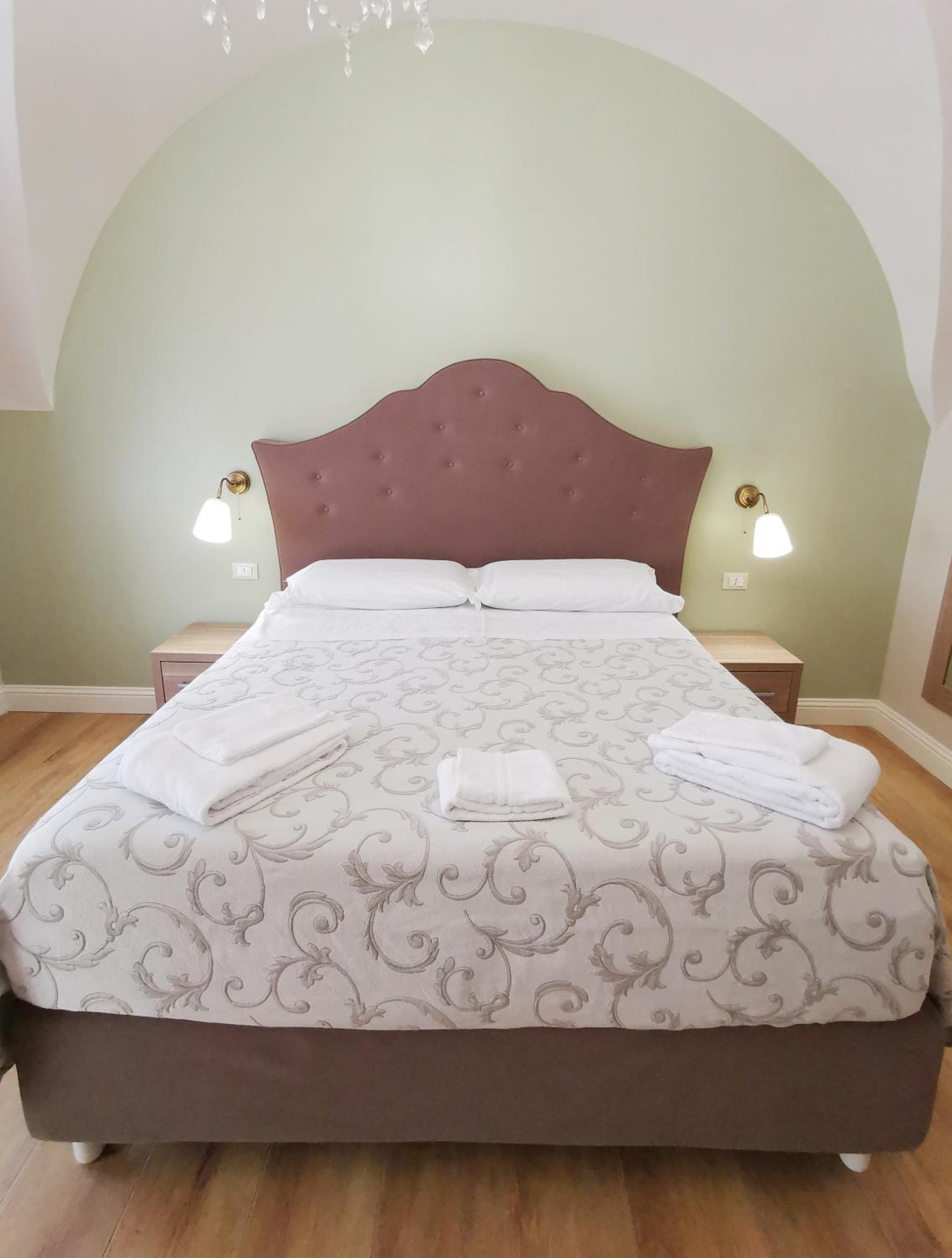Superior Double Room - Photo 1