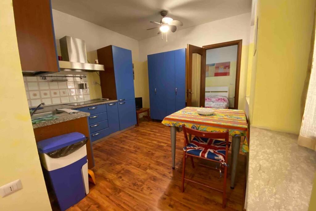 One-Bedroom Apartment photo 3