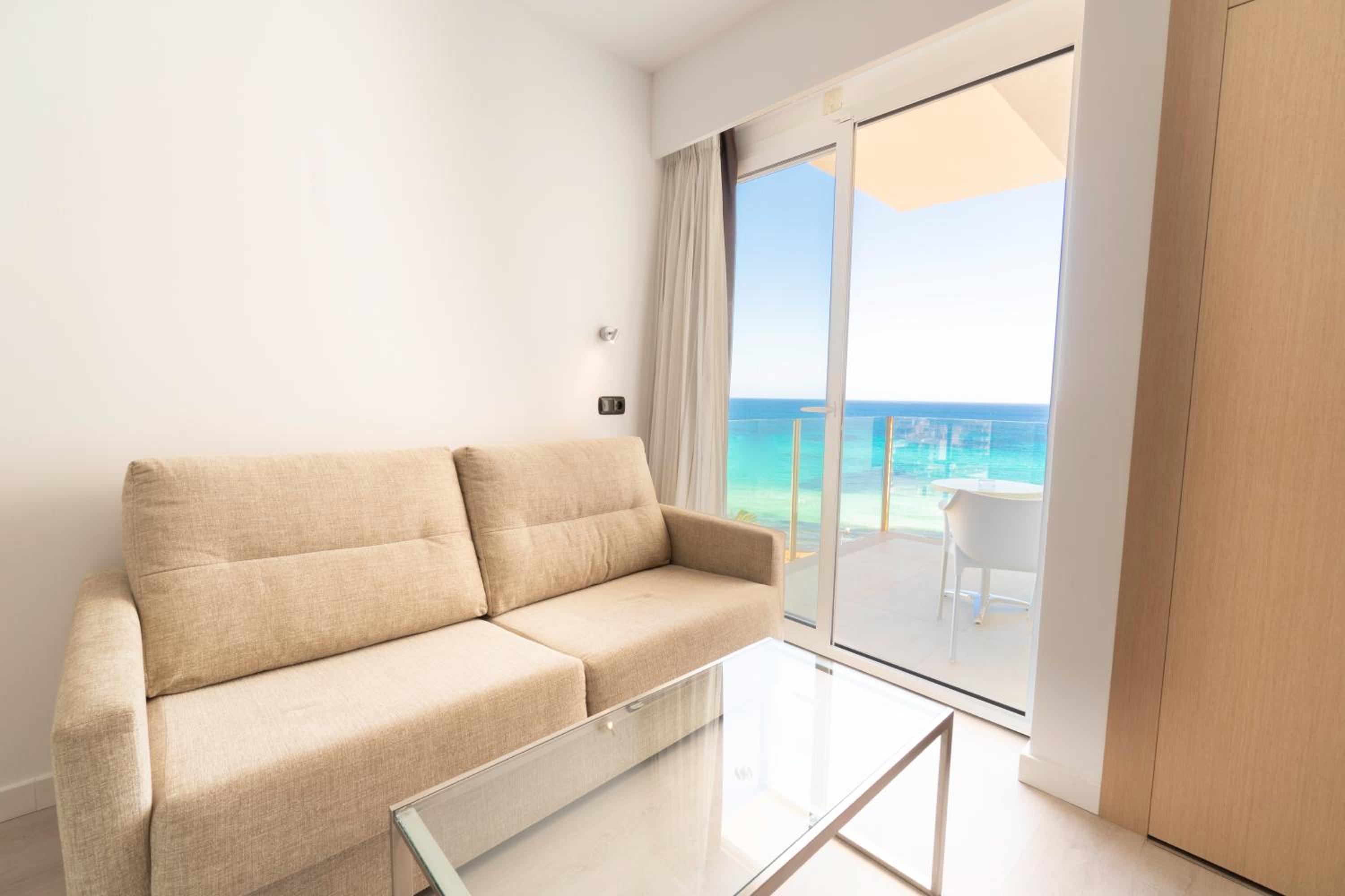 Junior Suite Lateral Sea View