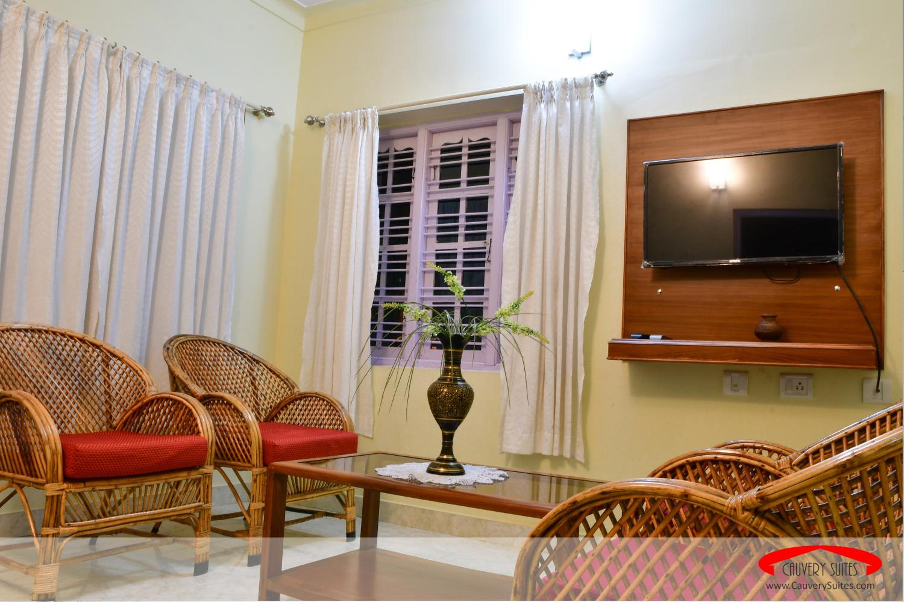 Deluxe Triple Room - Photo 1