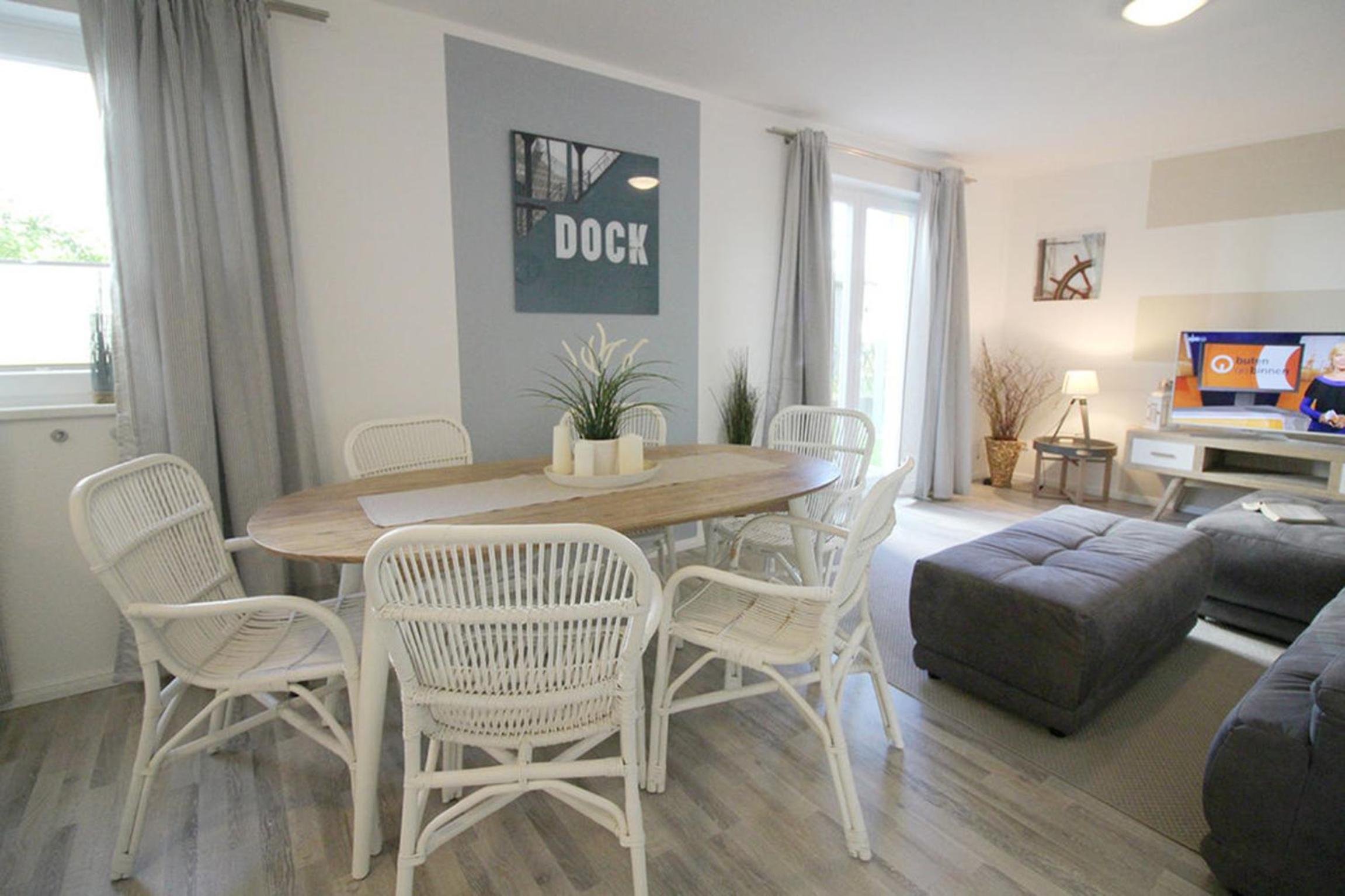 Apartment photo 2