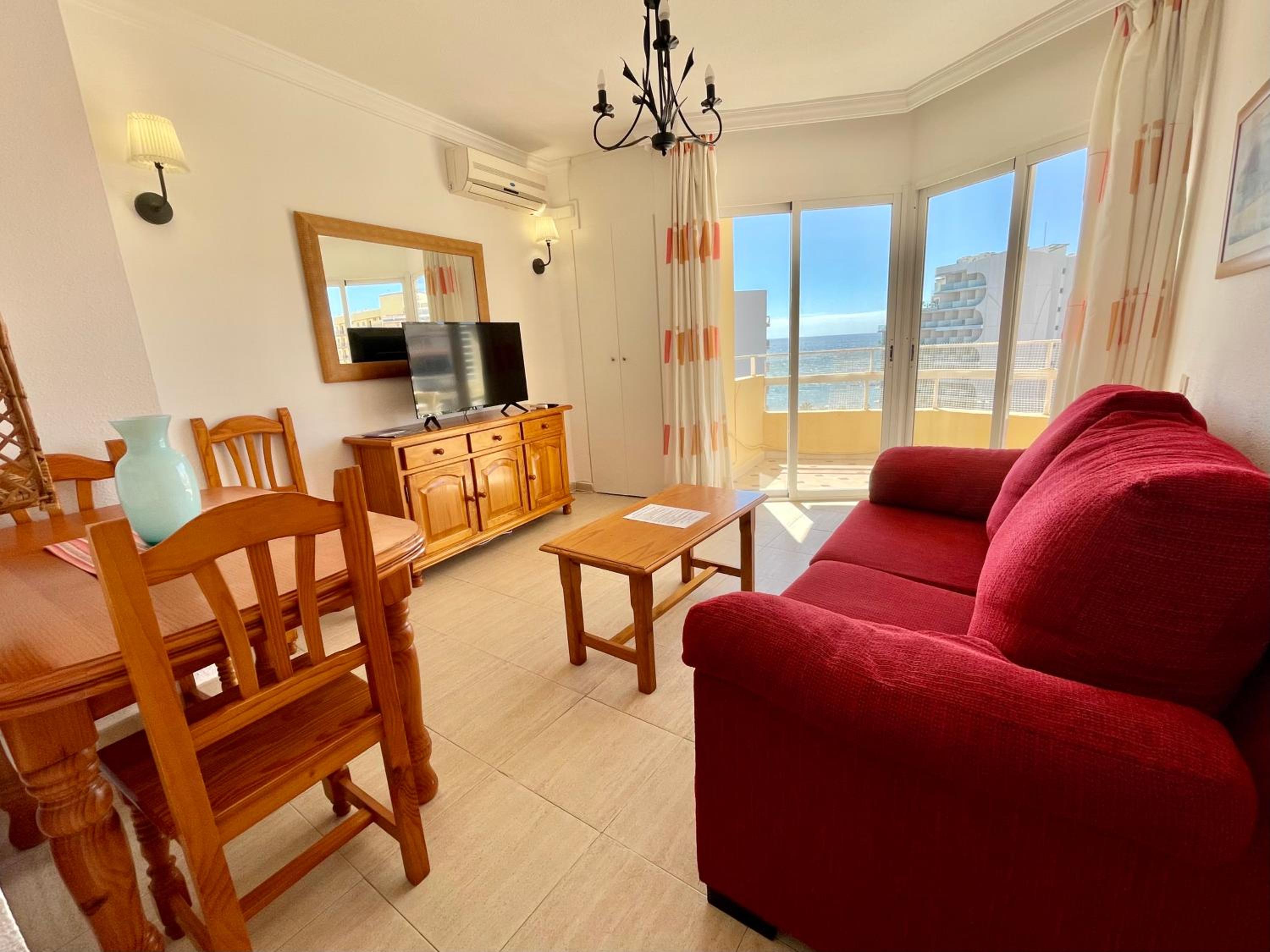 Apartamento Superior de Dos Habitaciones con Vista al Mar - 603