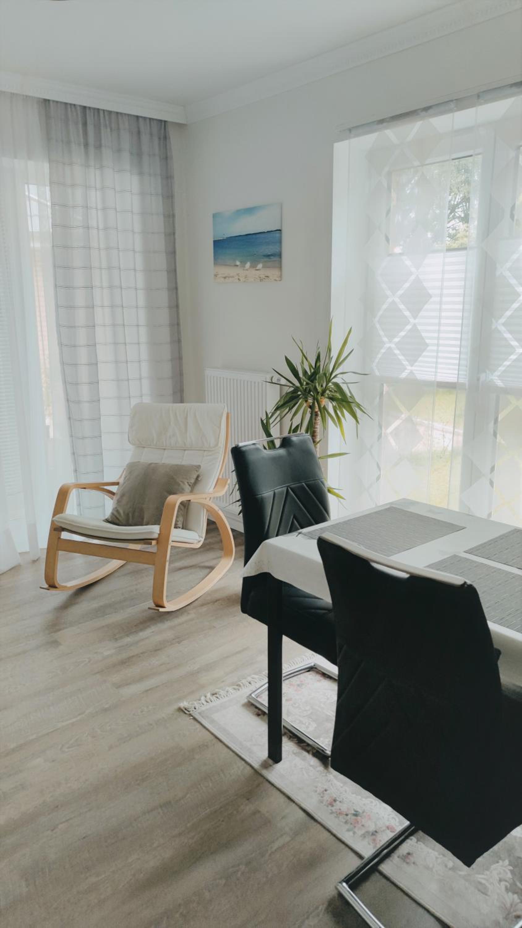 One-Bedroom Apartment photo 3