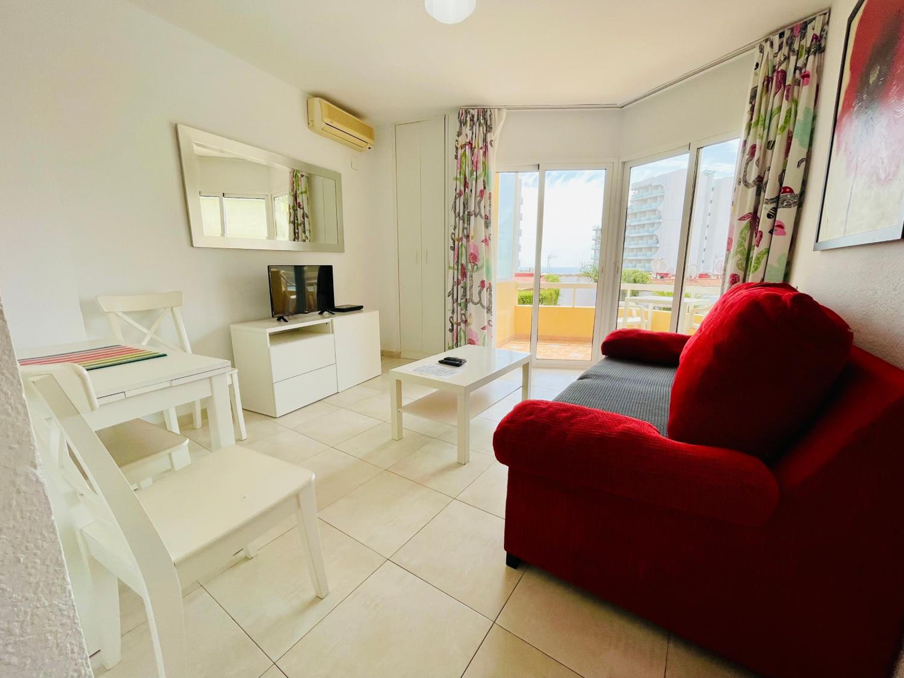 Apartamento de dos habitaciones con vista al mar - 203