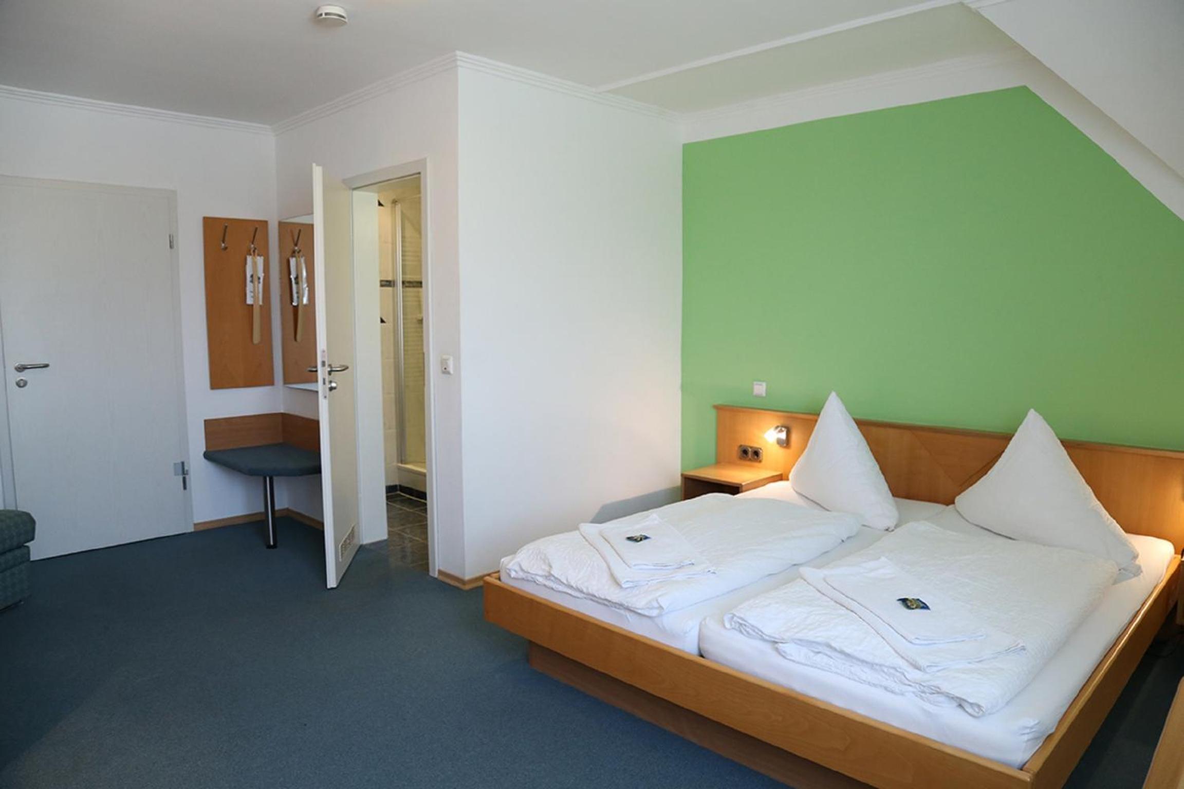 Double Room - Photo 3