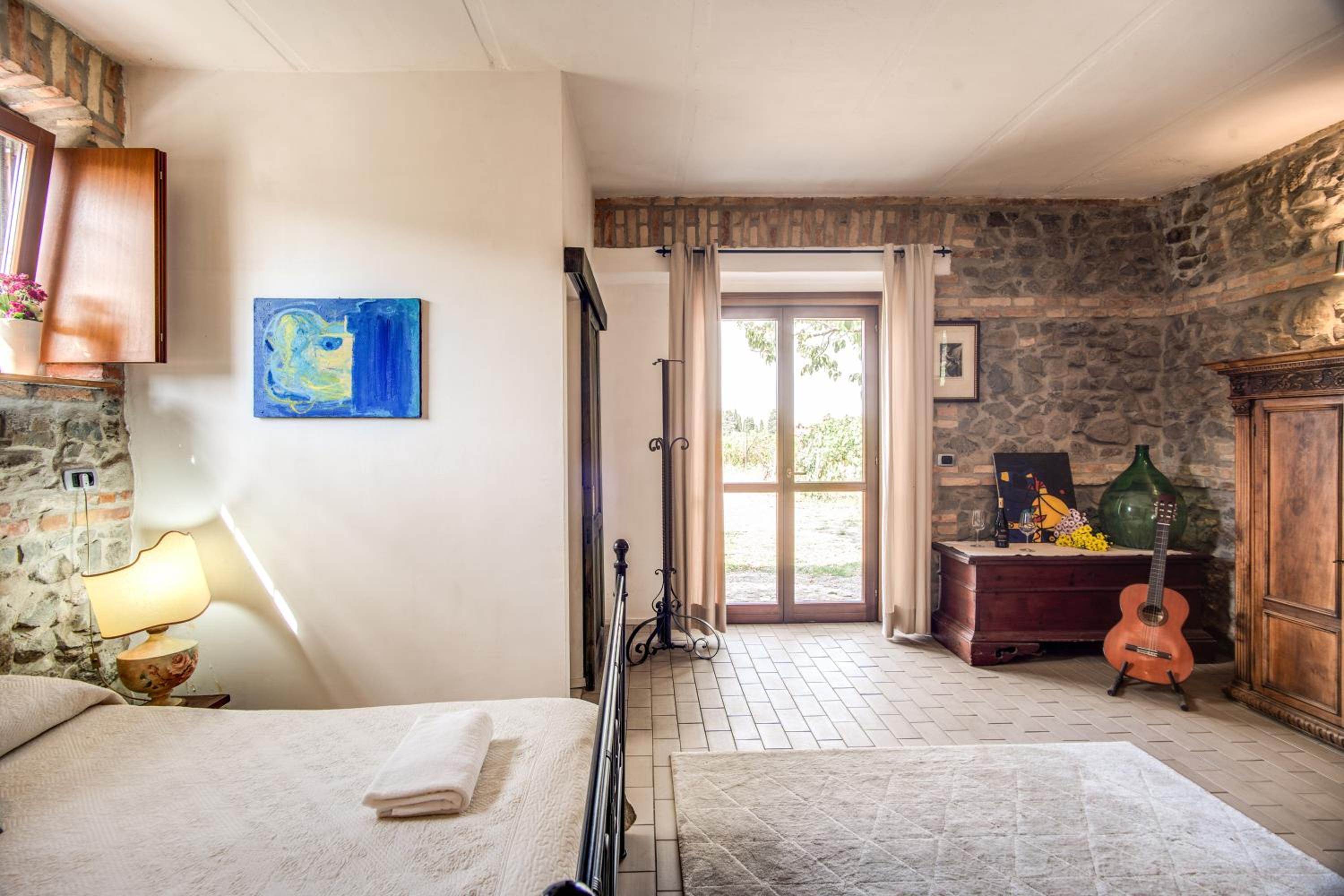 One-Bedroom House photo 1