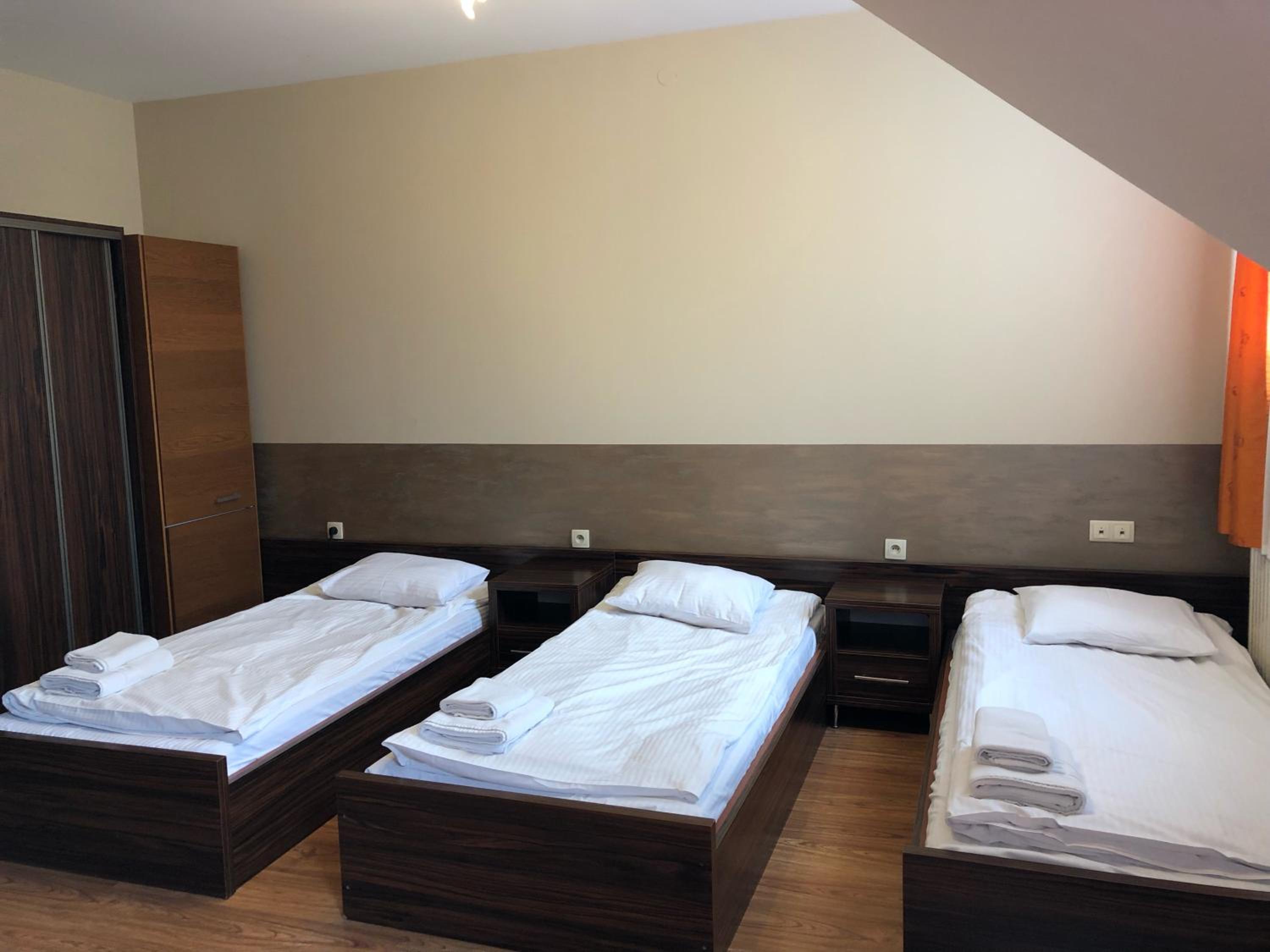Triple Room with Bathroom photo 1