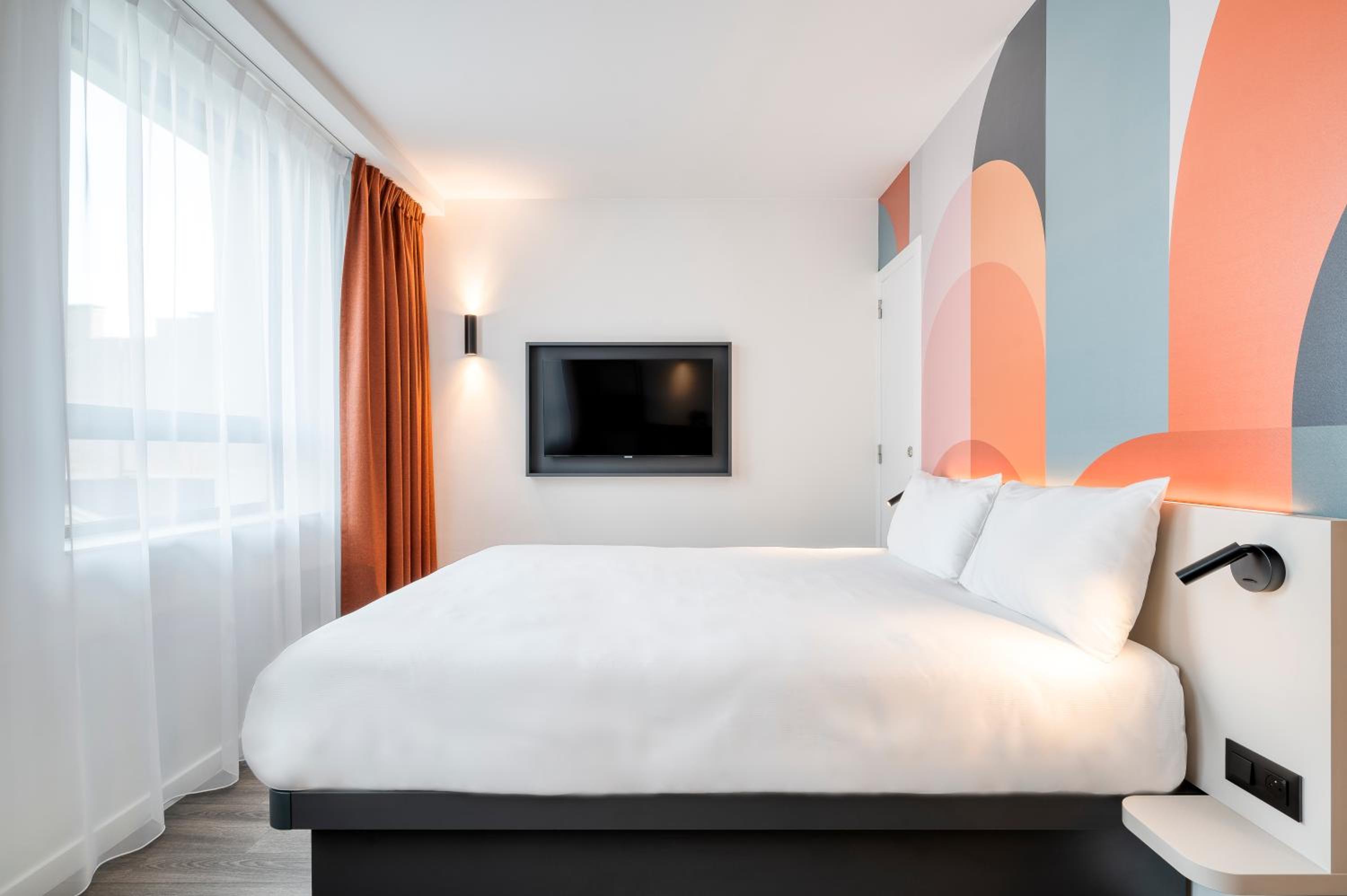 Double Room - Disability Access - Photo 1