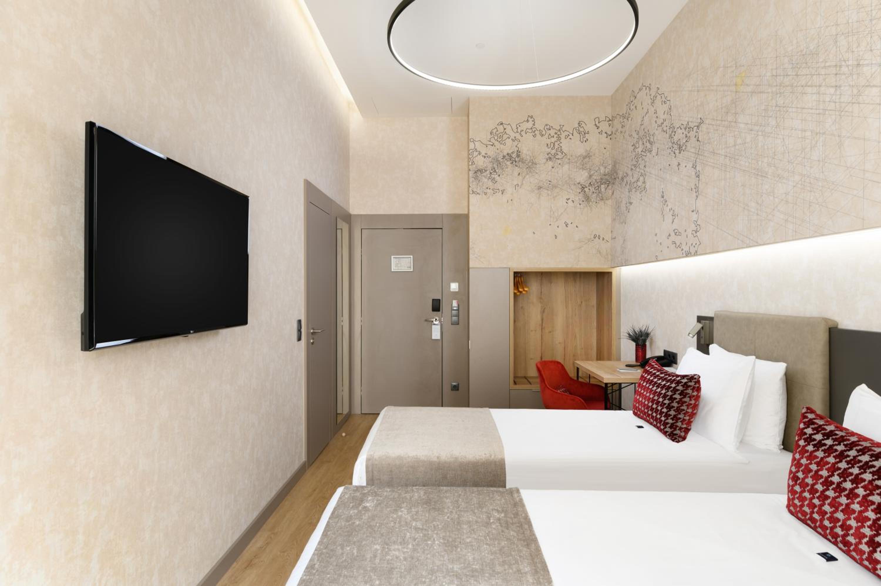 Superior Twin Room - Photo 3