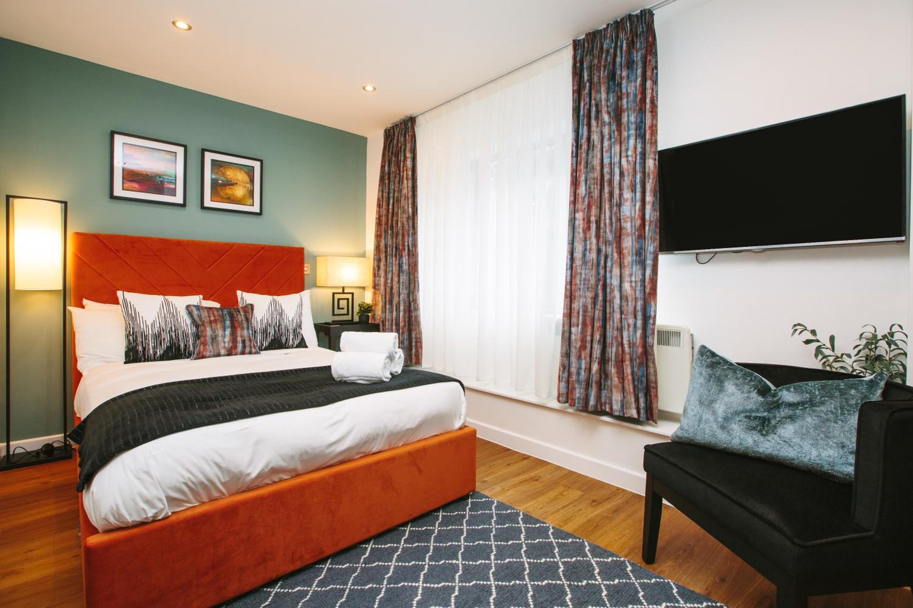 Studio Apartment - Photo 4