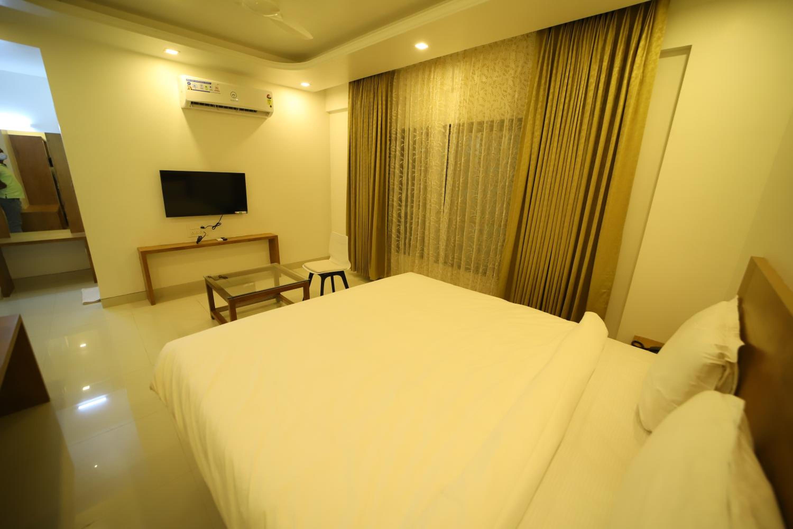 Deluxe Queen Room photo 2