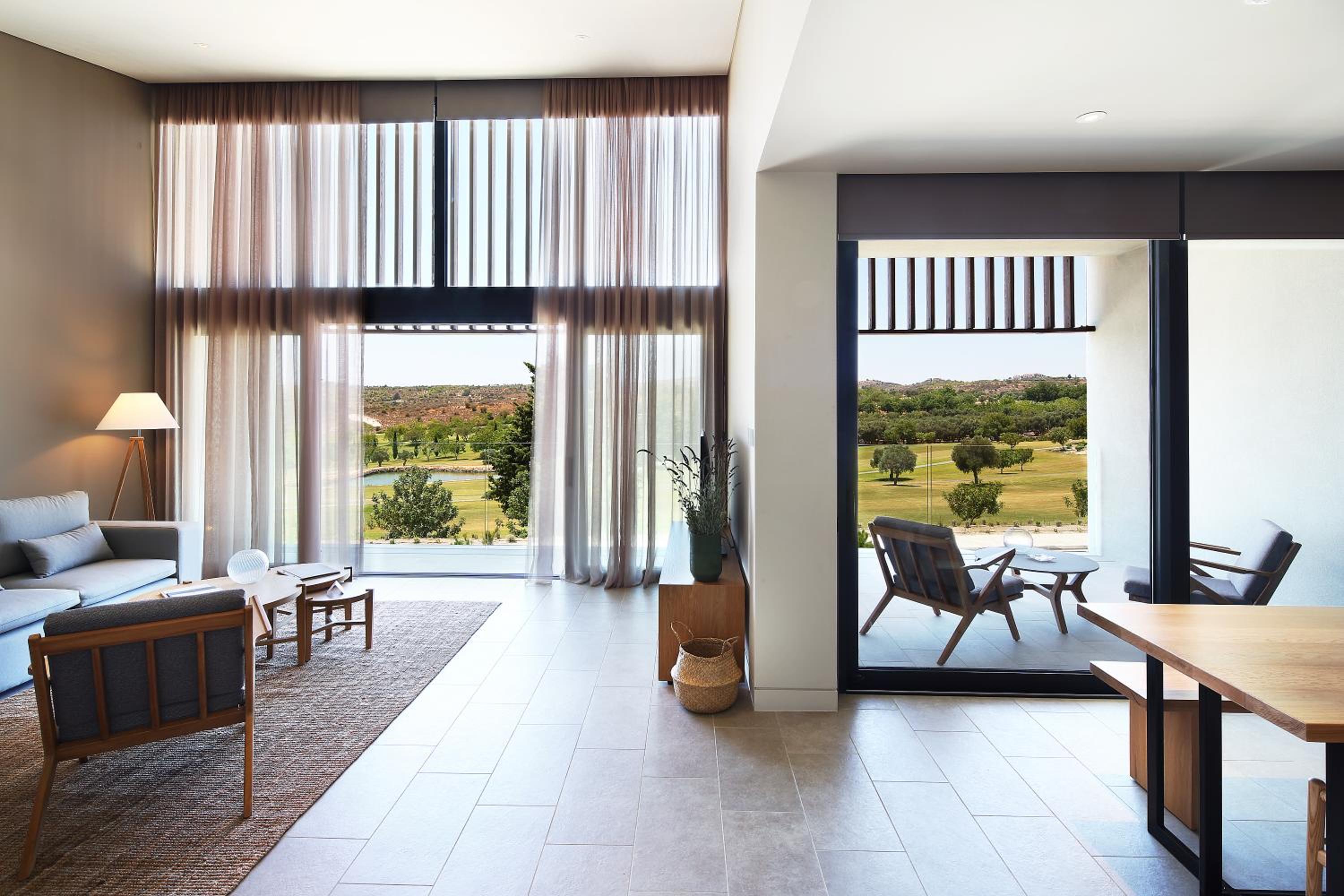 Golf Spa Suite - Photo 8