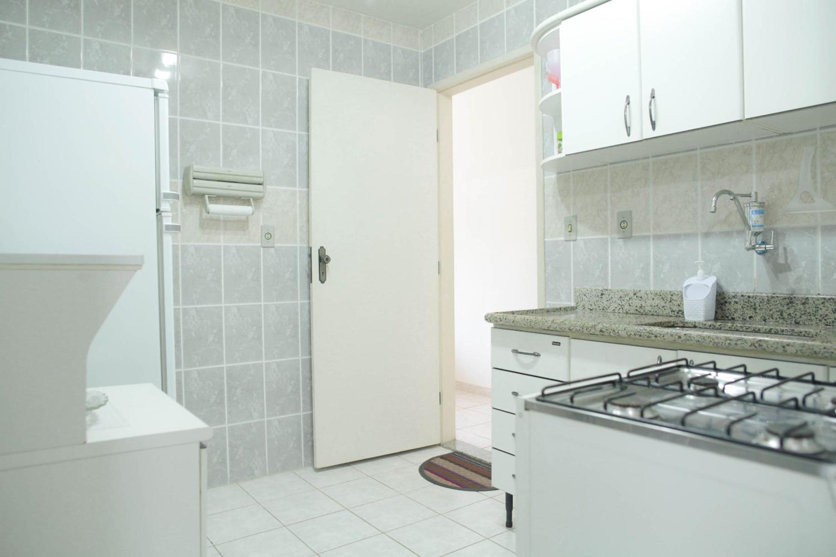 Three-Bedroom Apartment - Photo 14