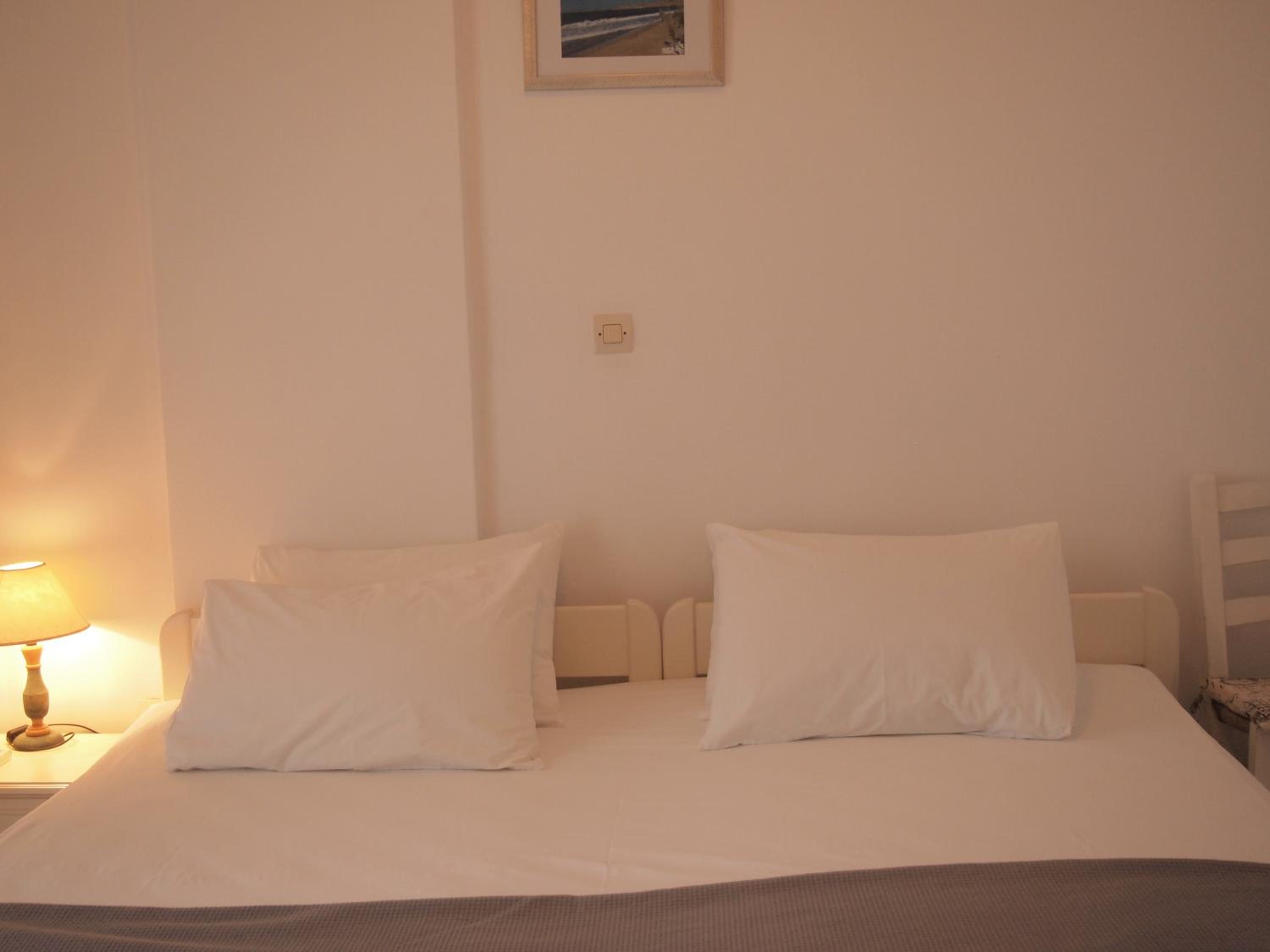 One-Bedroom Apartment - Photo 1