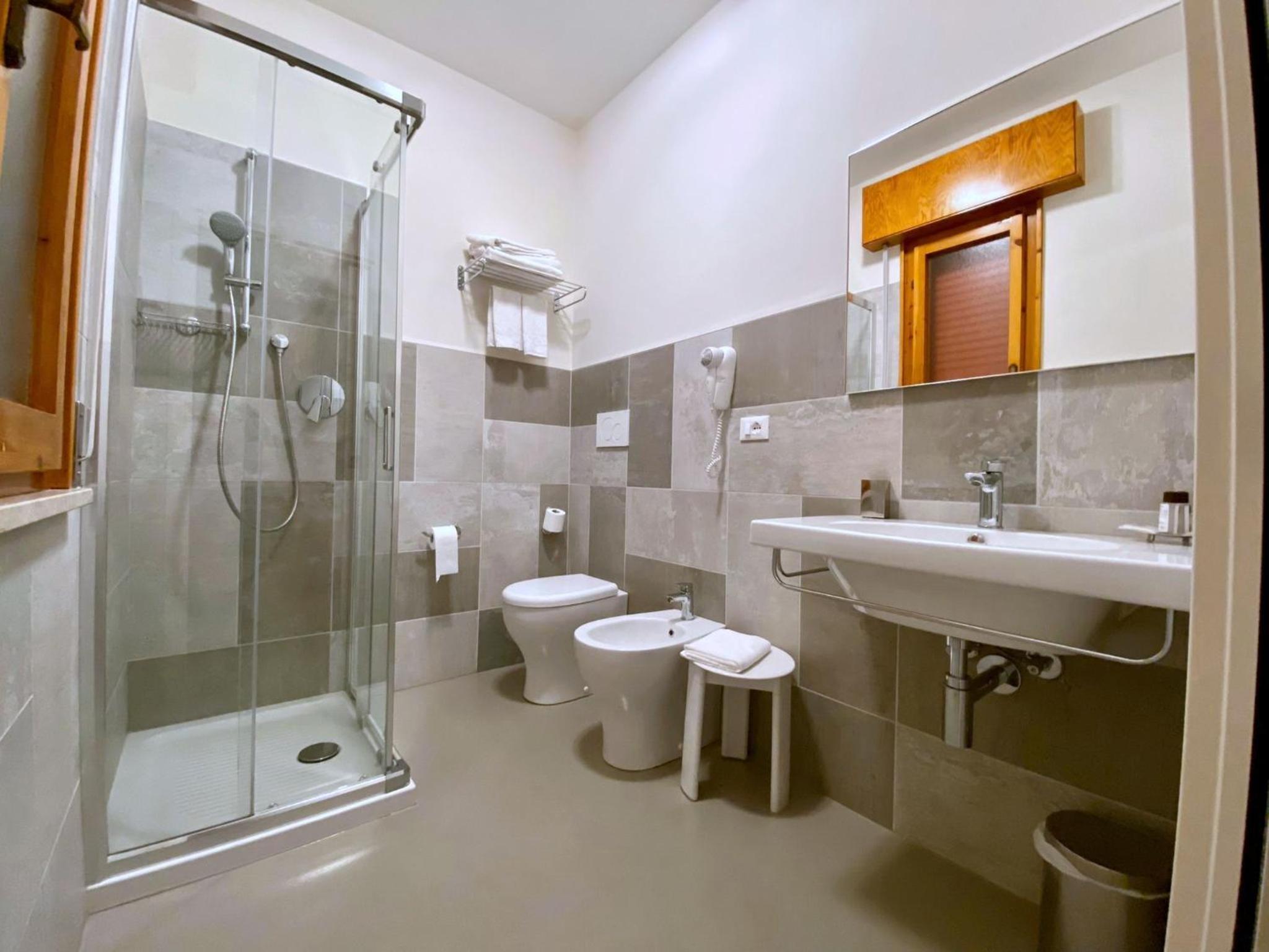 Luxury Quadruple Room photo 2