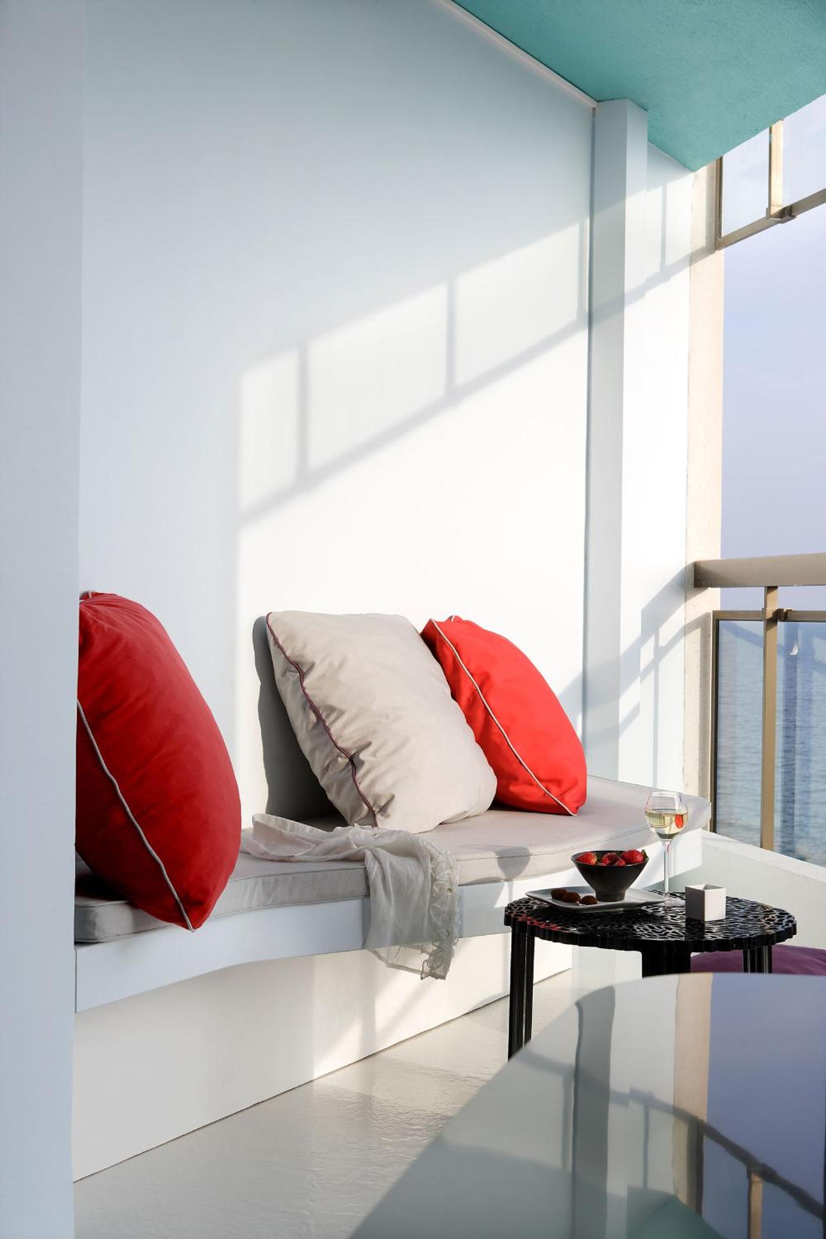Superior Room with Terrace and Sea View - Photo 2