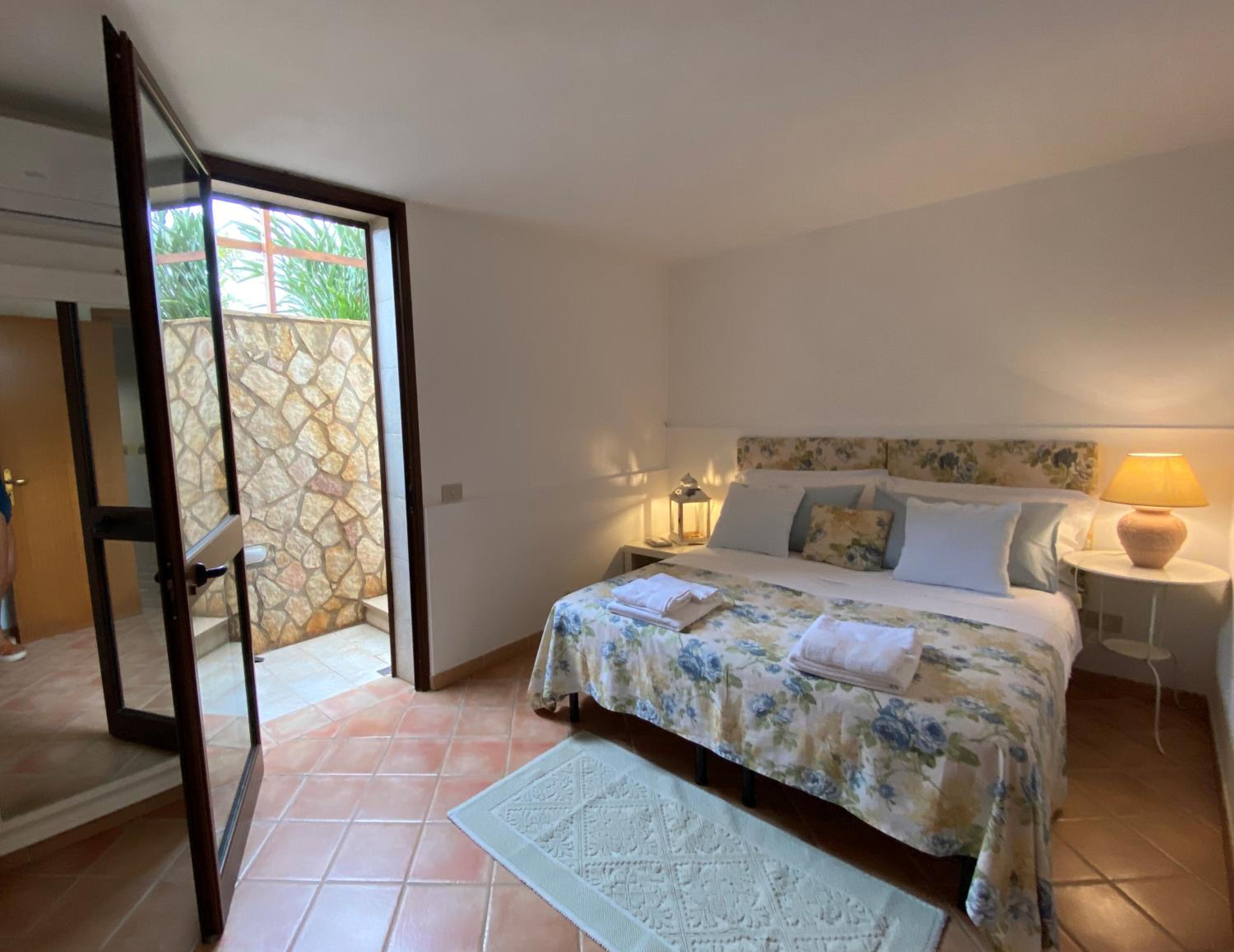 Three-Bedroom Villa photo 1