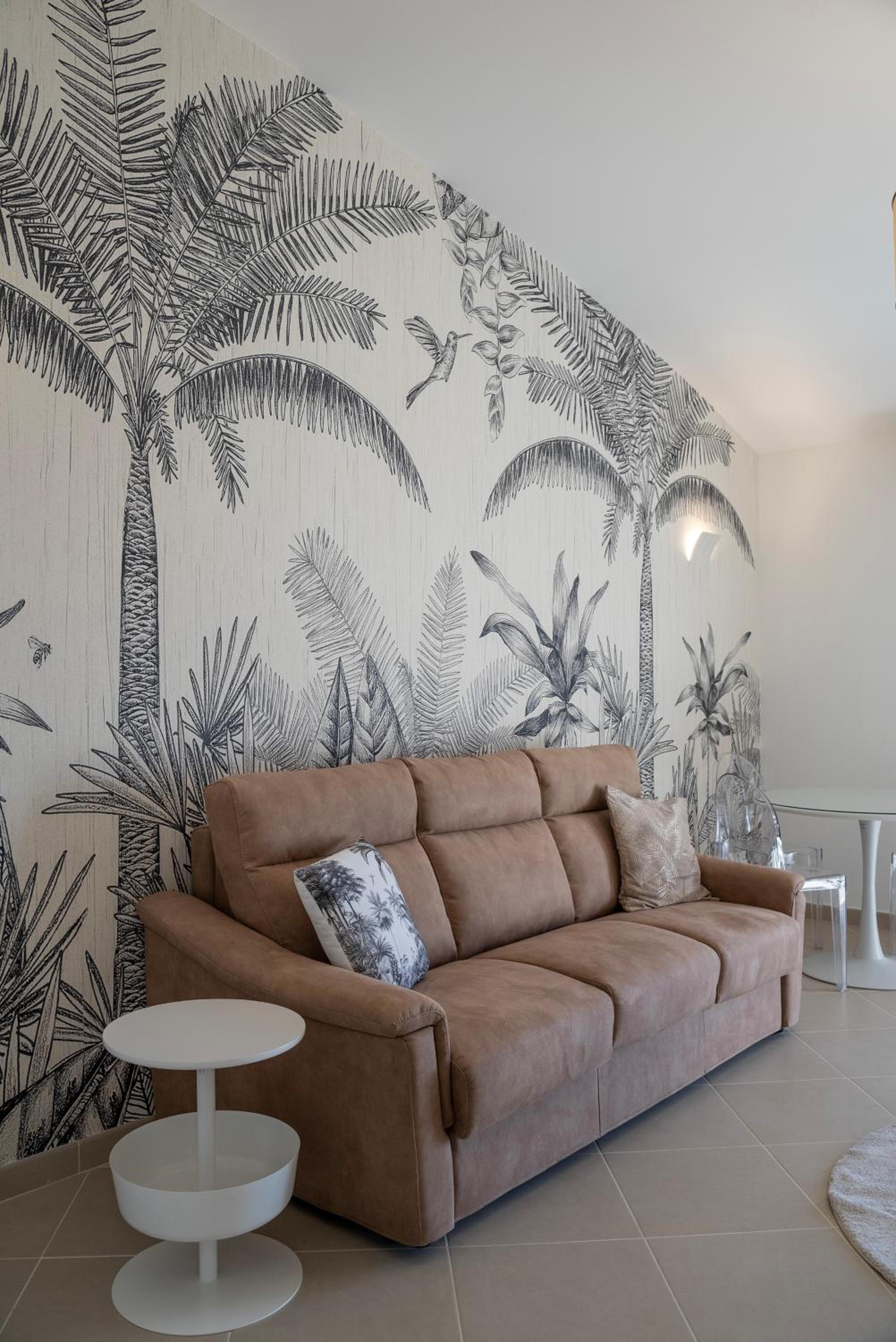 Apartment with Terrace - Photo 7