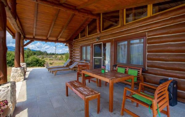 Three-Bedroom Chalet photo 3