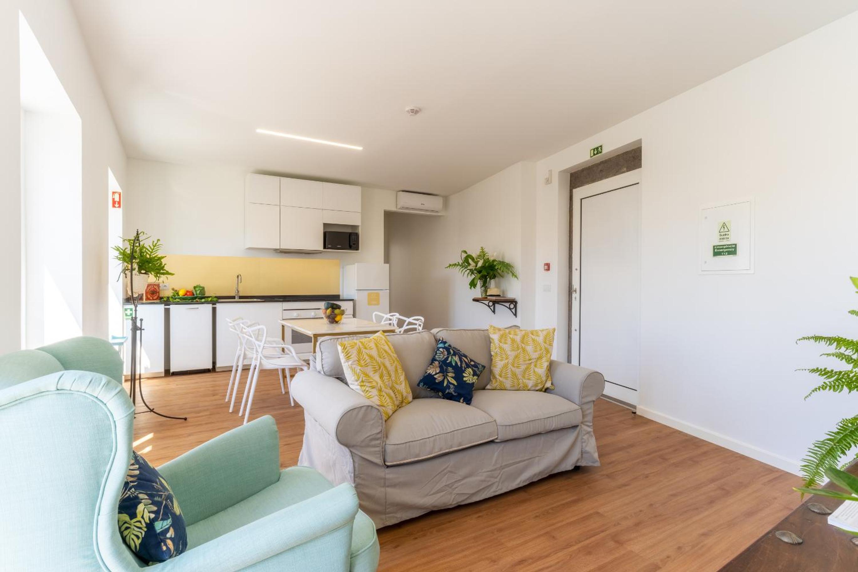One-Bedroom Apartment