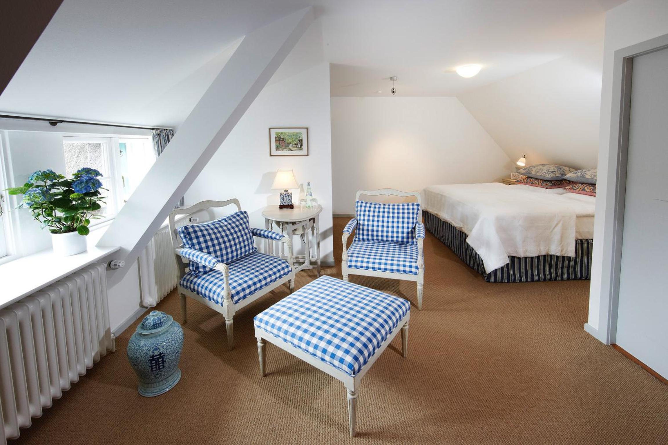 Budget Double Room photo 2