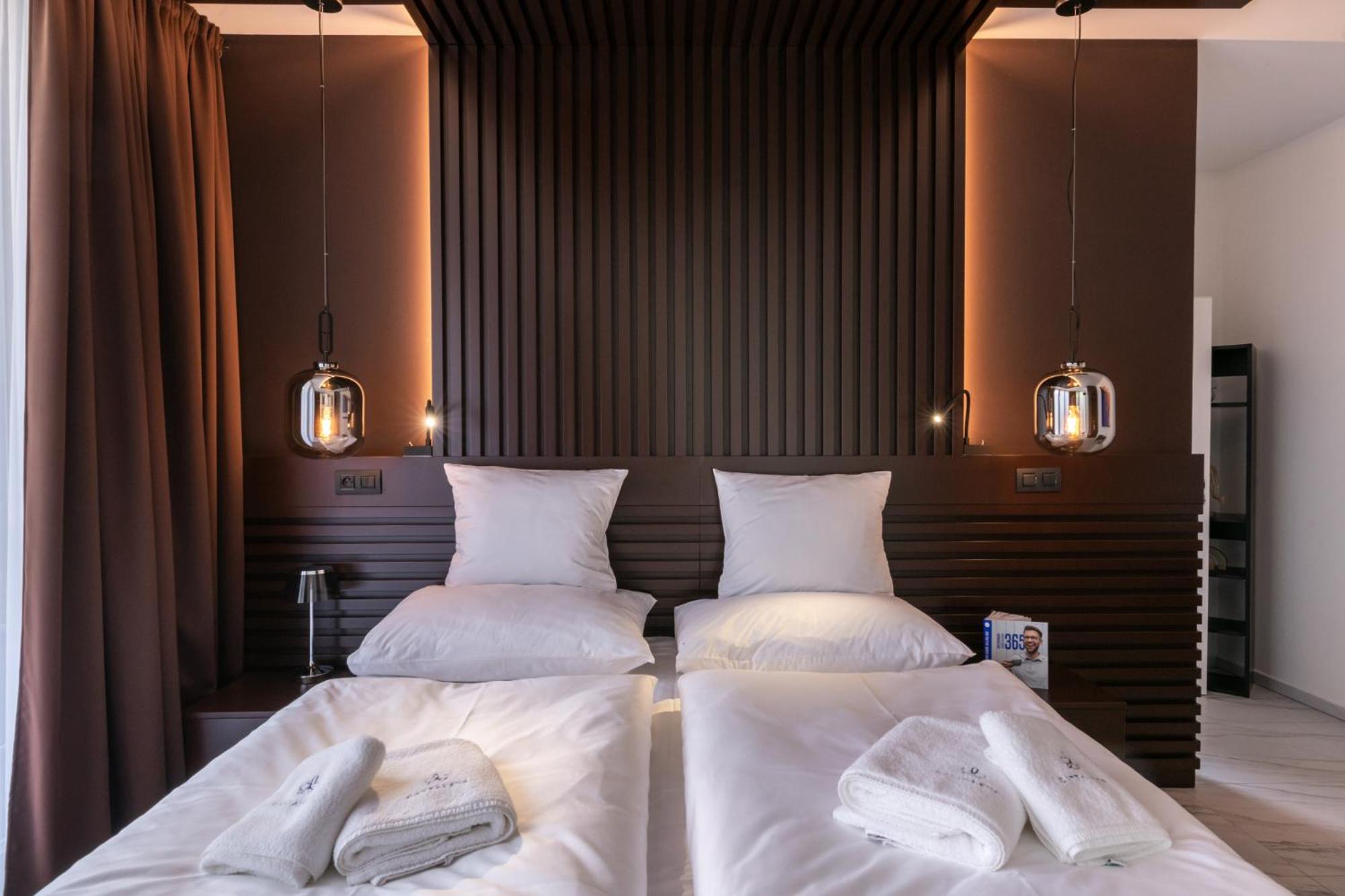 Standard Double or Twin Room photo 2