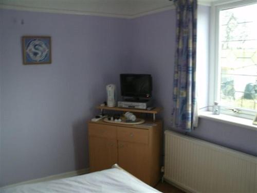 Double Room with Shared Bathroom photo 2