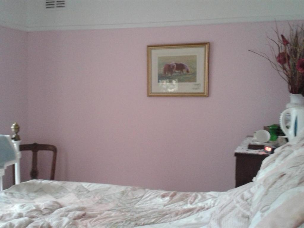 Double Room with Shared Bathroom photo 3