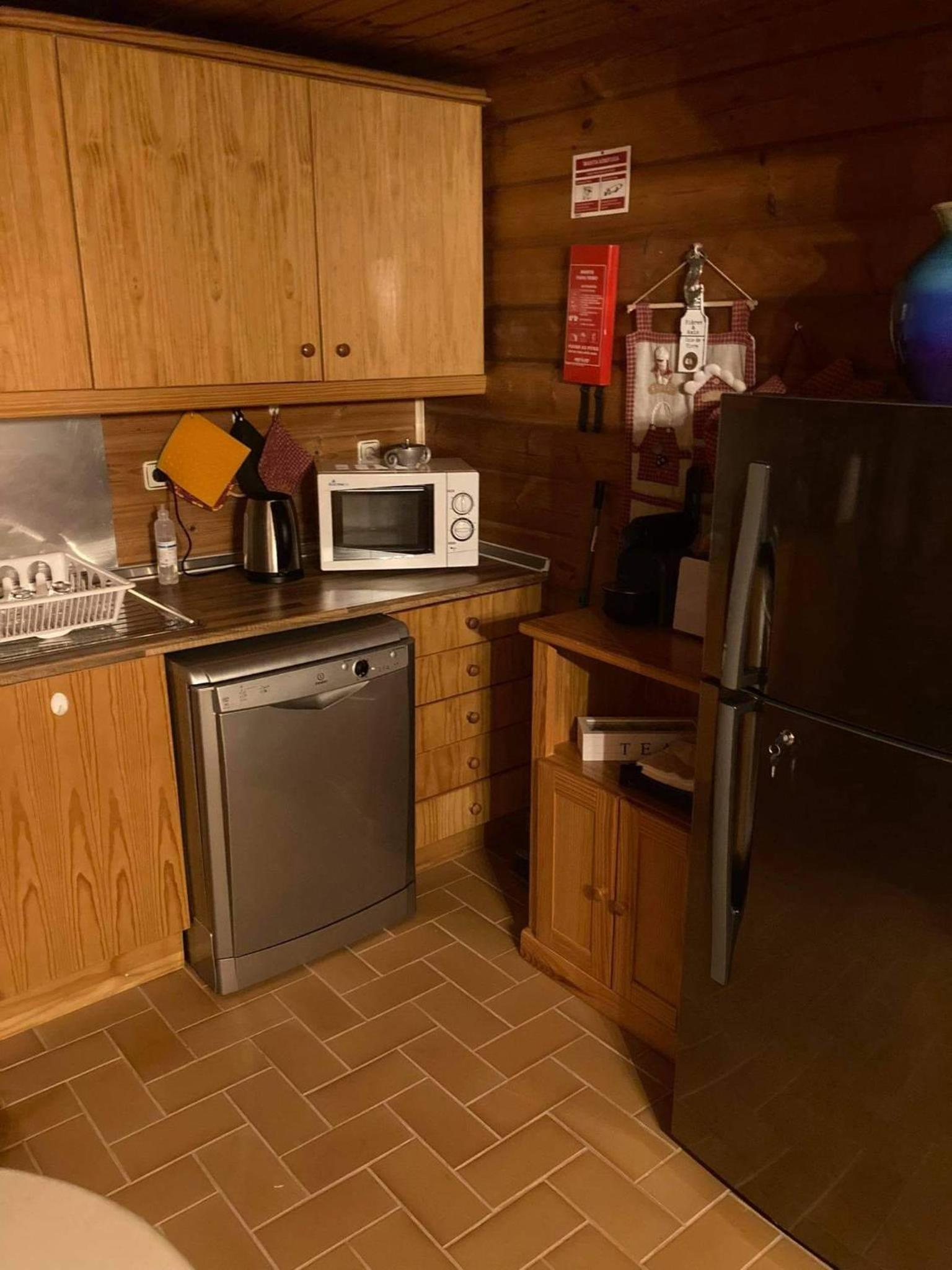 Three-Bedroom Chalet - Photo 4