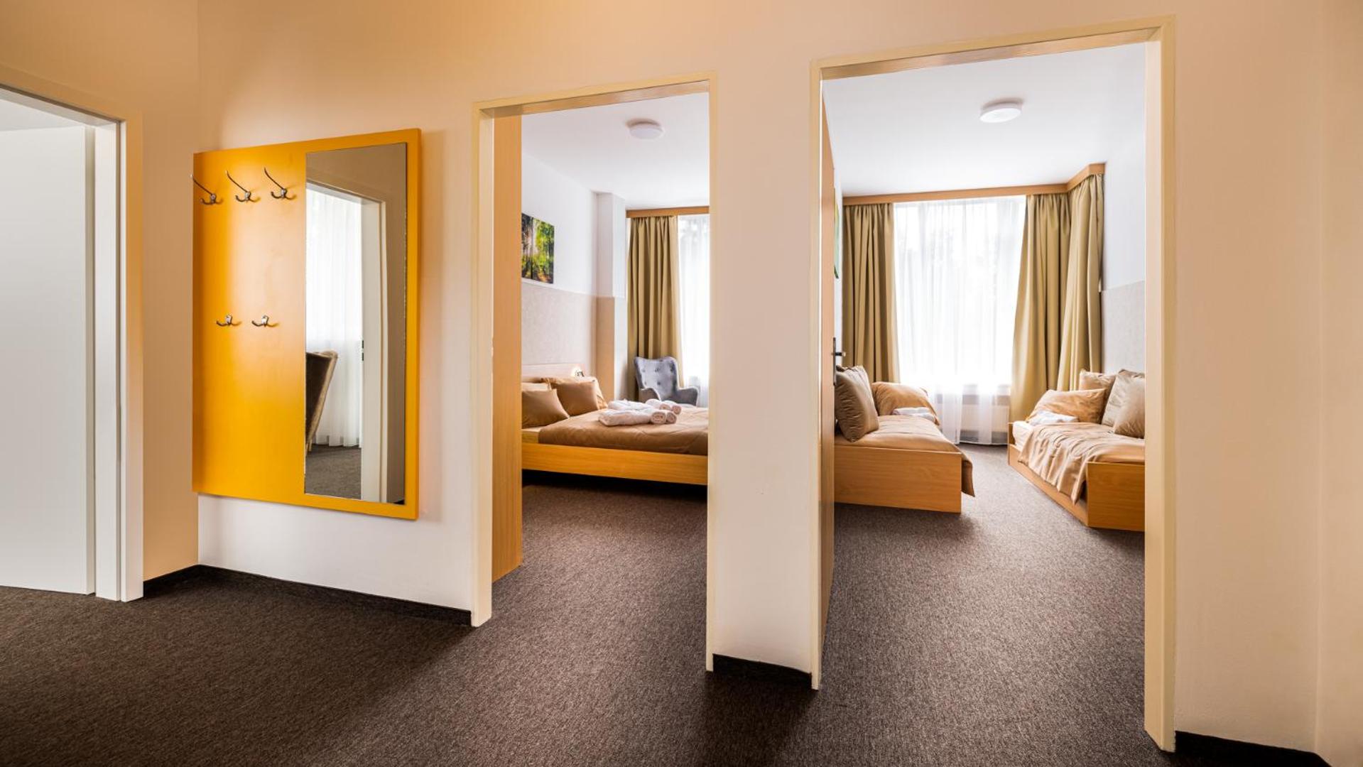 Family Suite photo 2