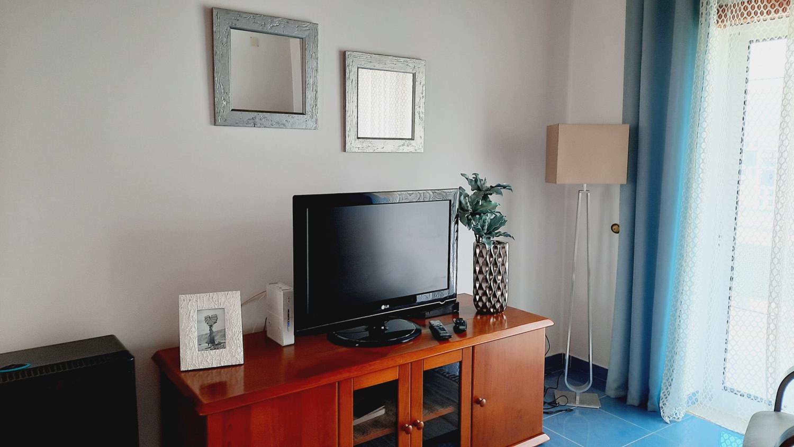 Three-Bedroom House - Photo 38