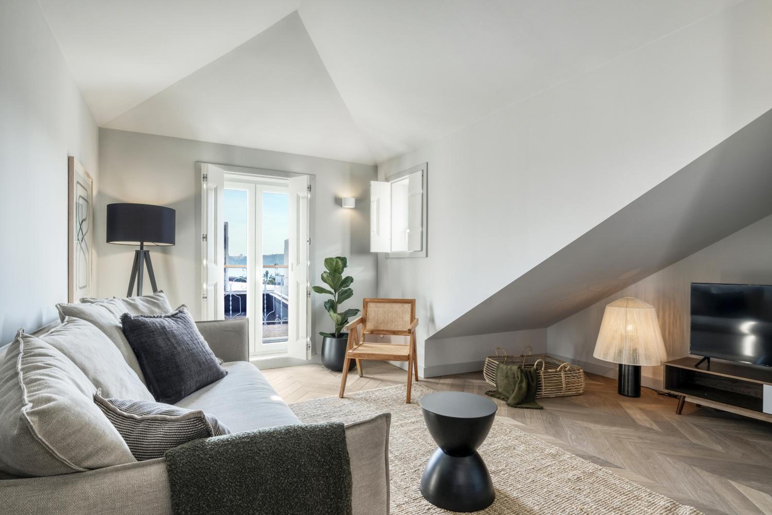 Deluxe Apartment