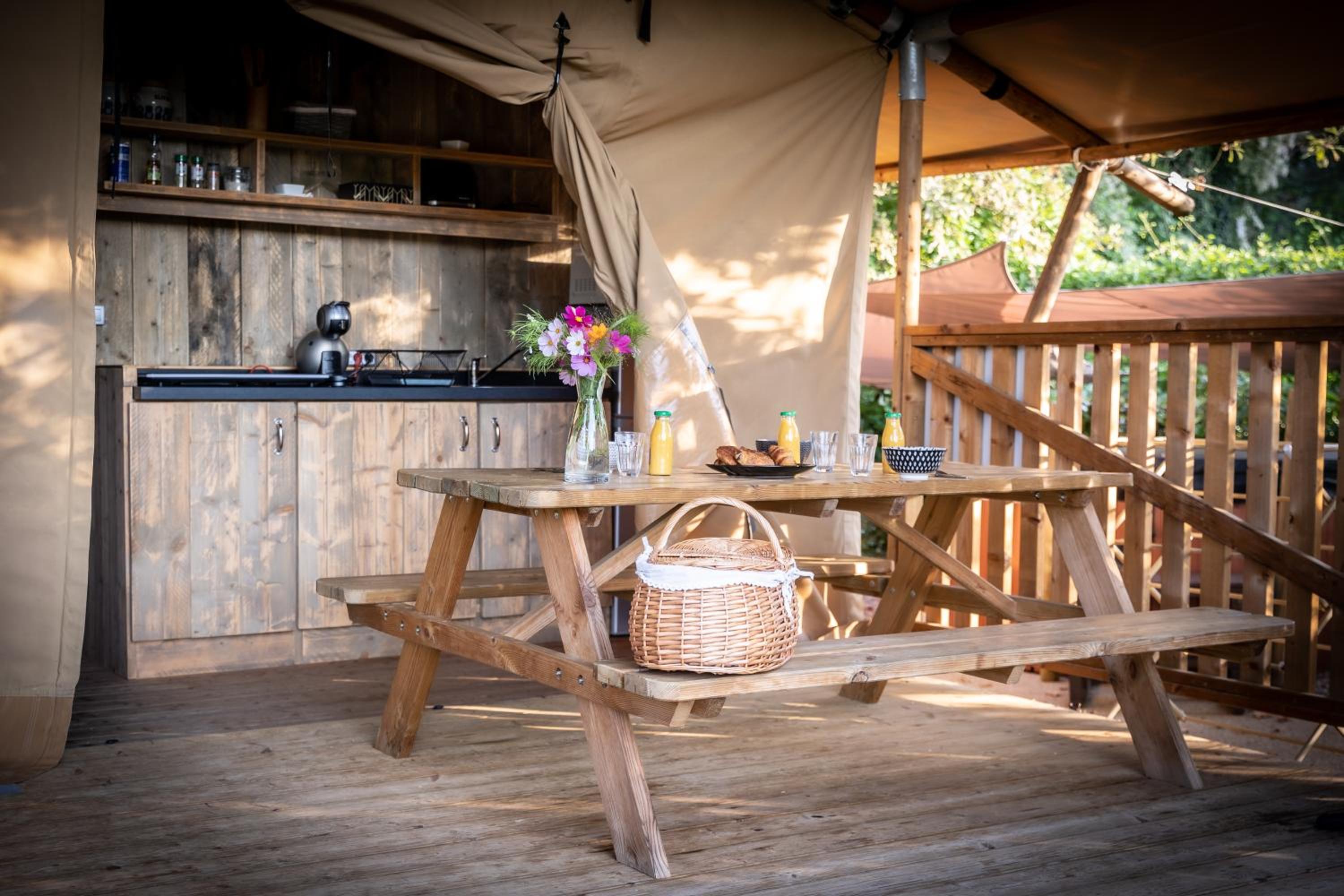 Tent - Photo 7