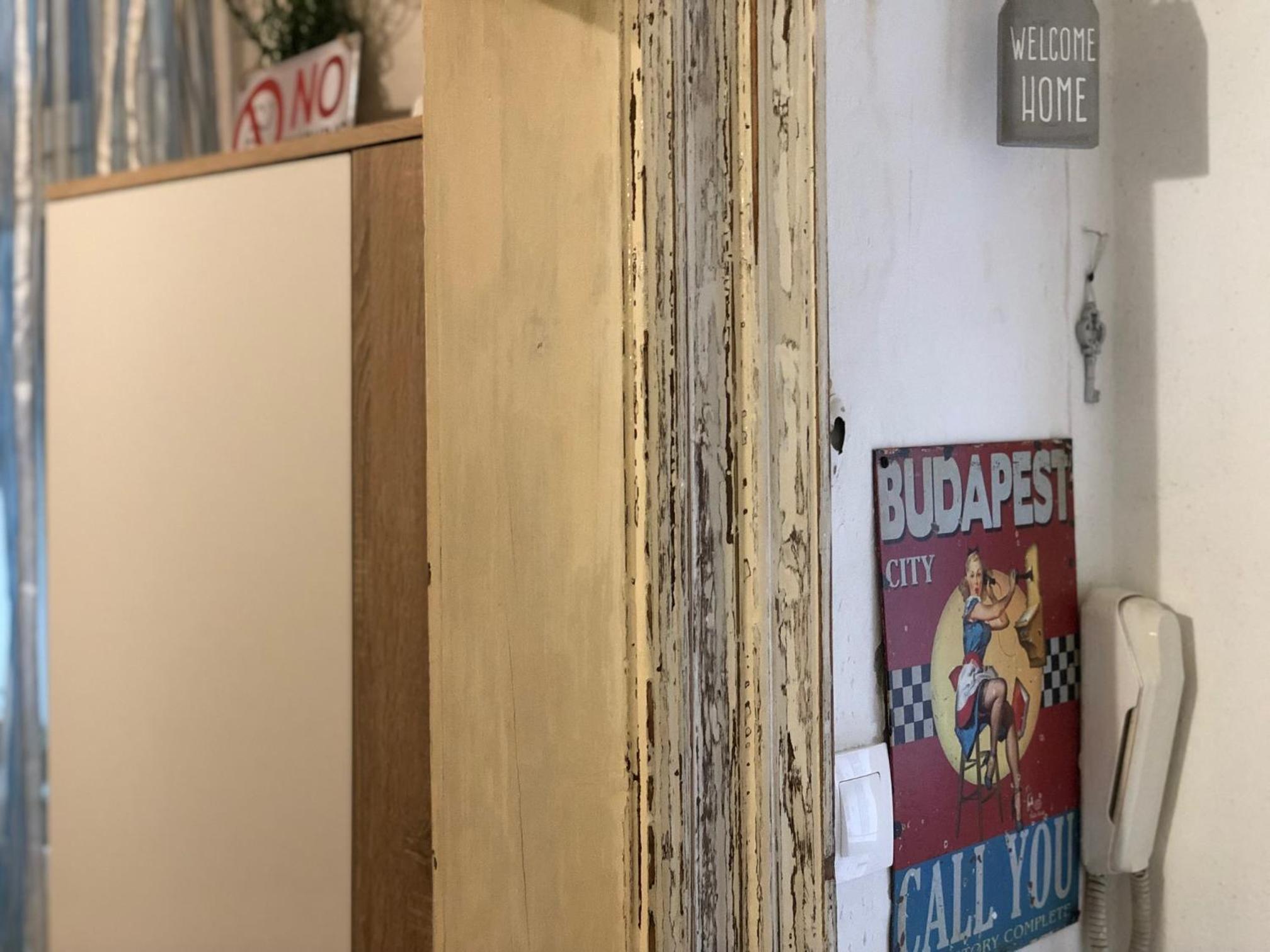 Studio Apartment - Photo 29